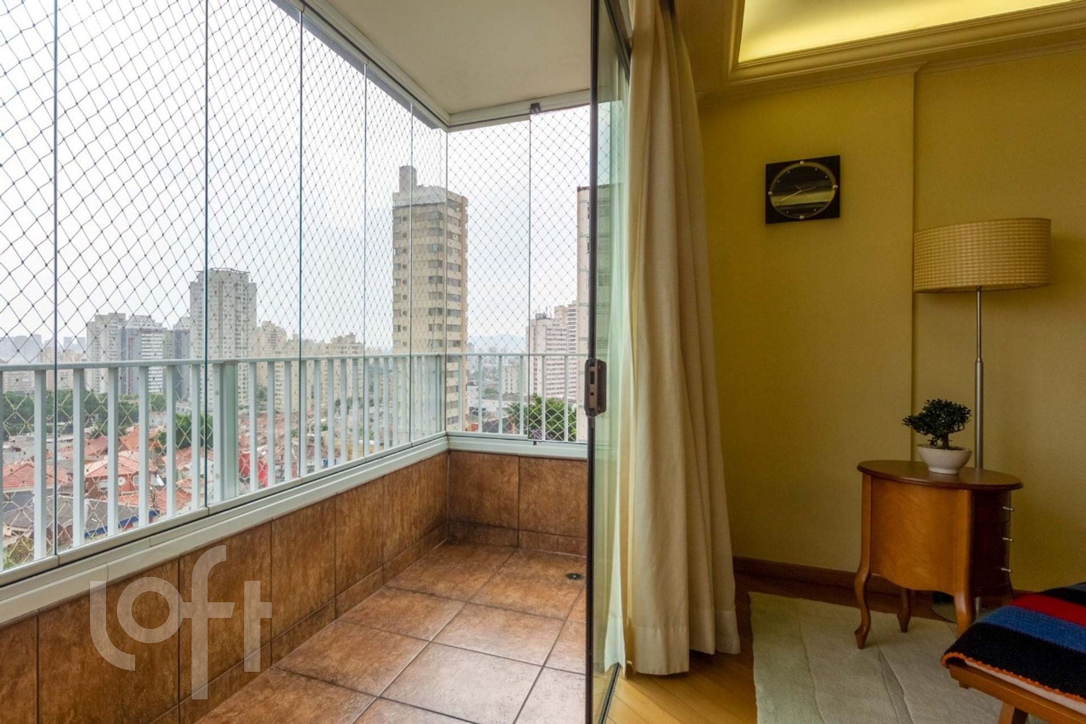 Apartamento à venda com 3 quartos, 178m² - Foto 4