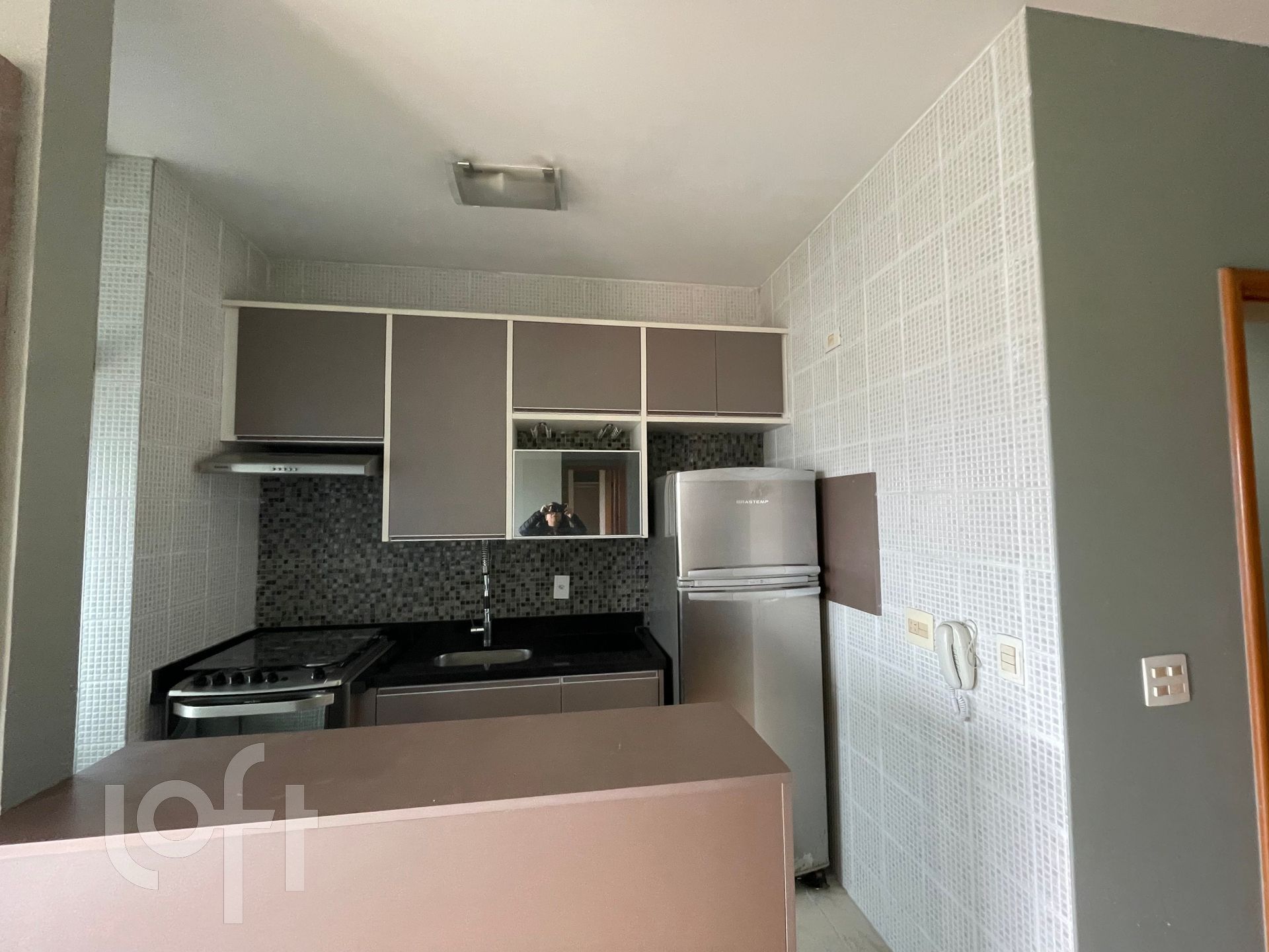 Apartamento à venda com 1 quarto, 50m² - Foto 2