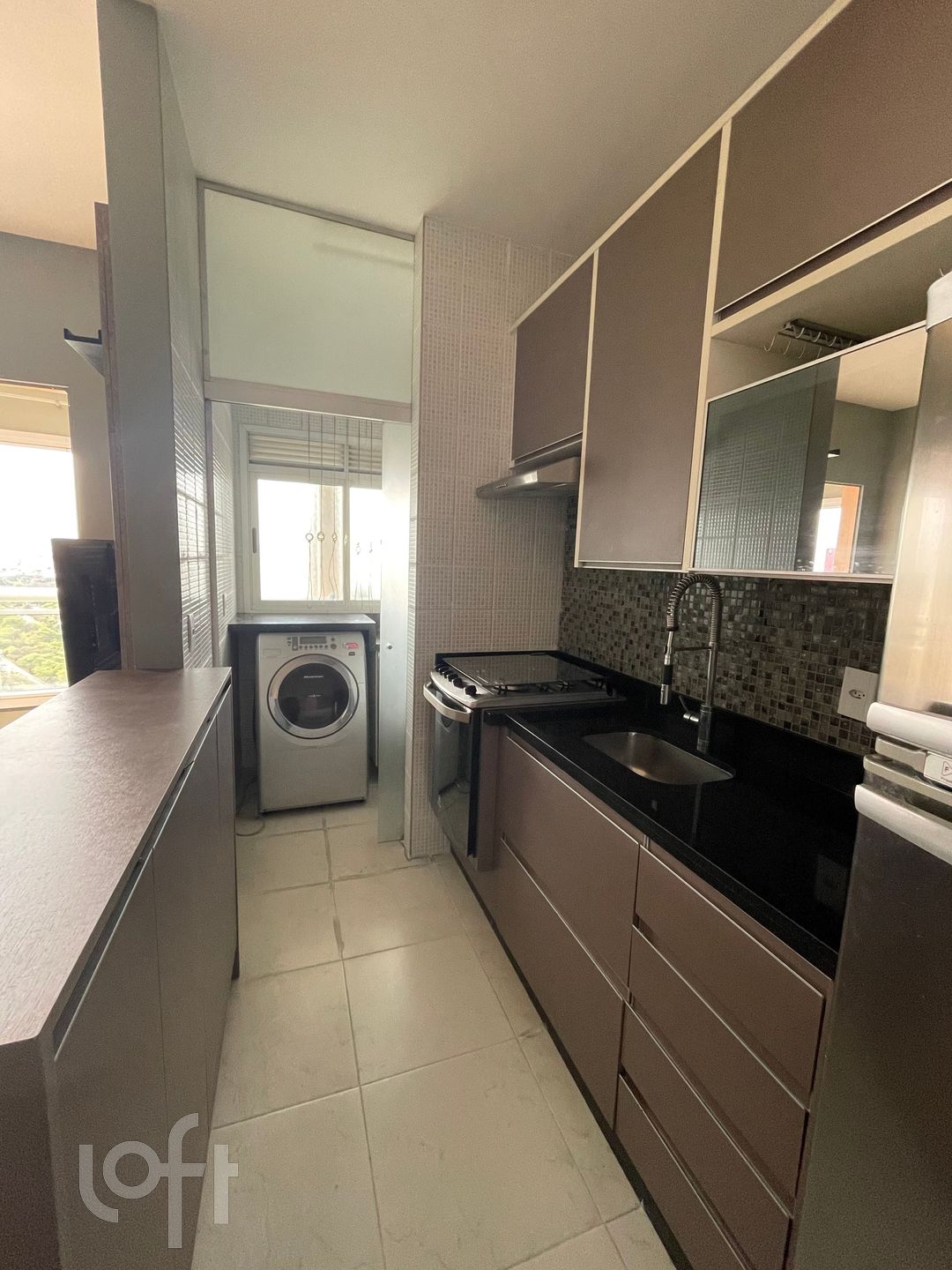 Apartamento à venda com 1 quarto, 50m² - Foto 3