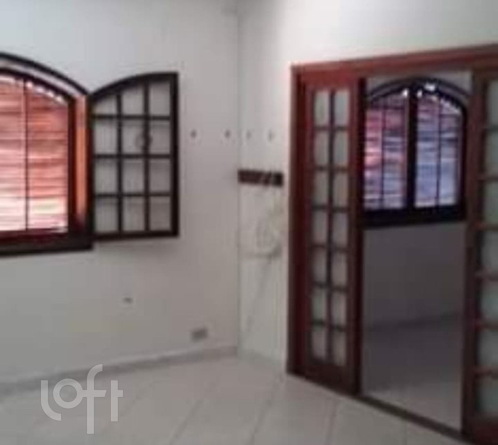 Casa à venda com 4 quartos, 280m² - Foto 9