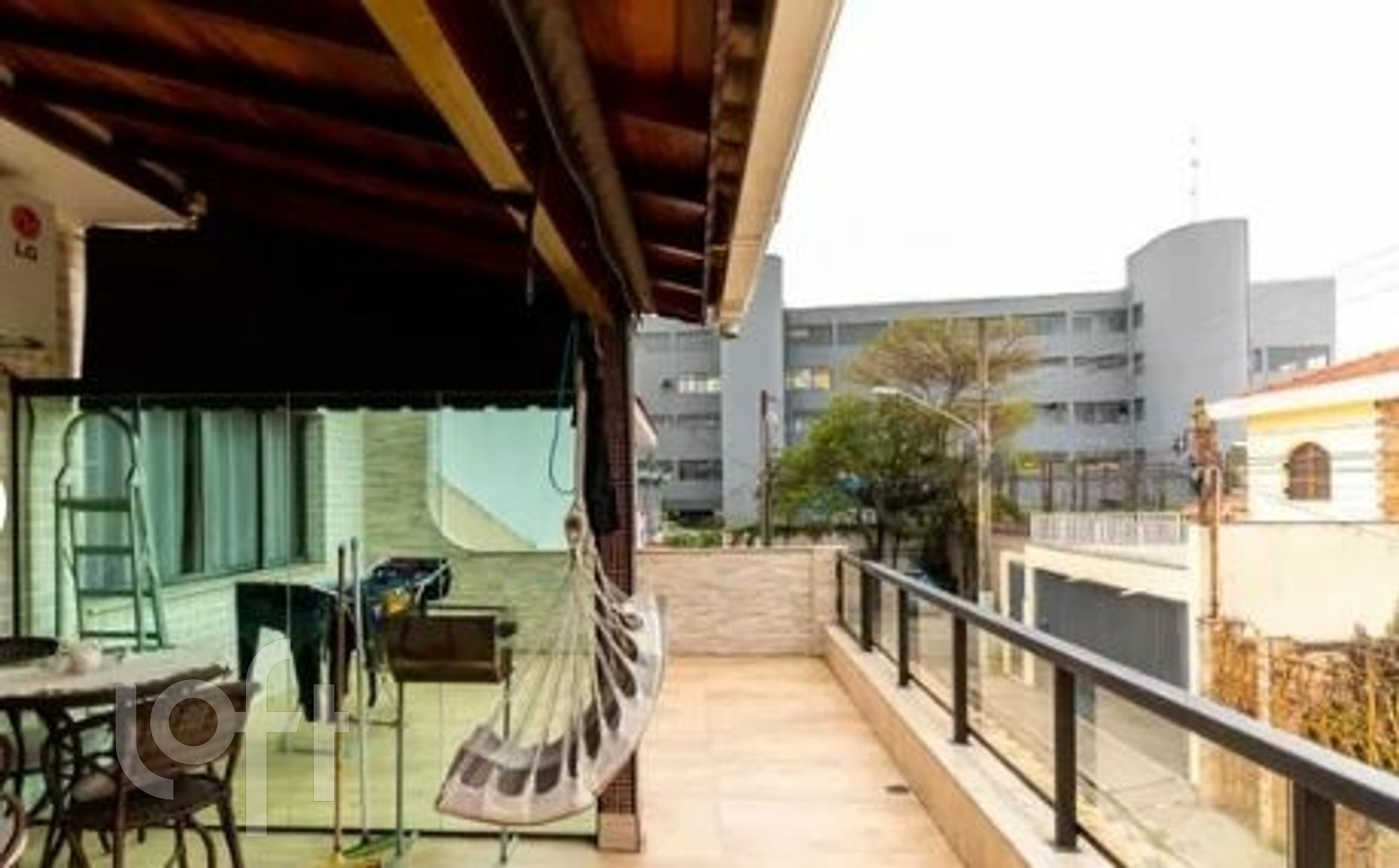 Casa de Condomínio à venda com 4 quartos, 150m² - Foto 1