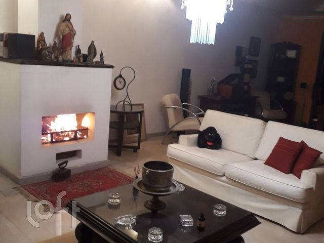 Casa com 380m², 4 dormitórios, 2 suítes, 3 vagas, Chácara das Pedras em Porto Alegre