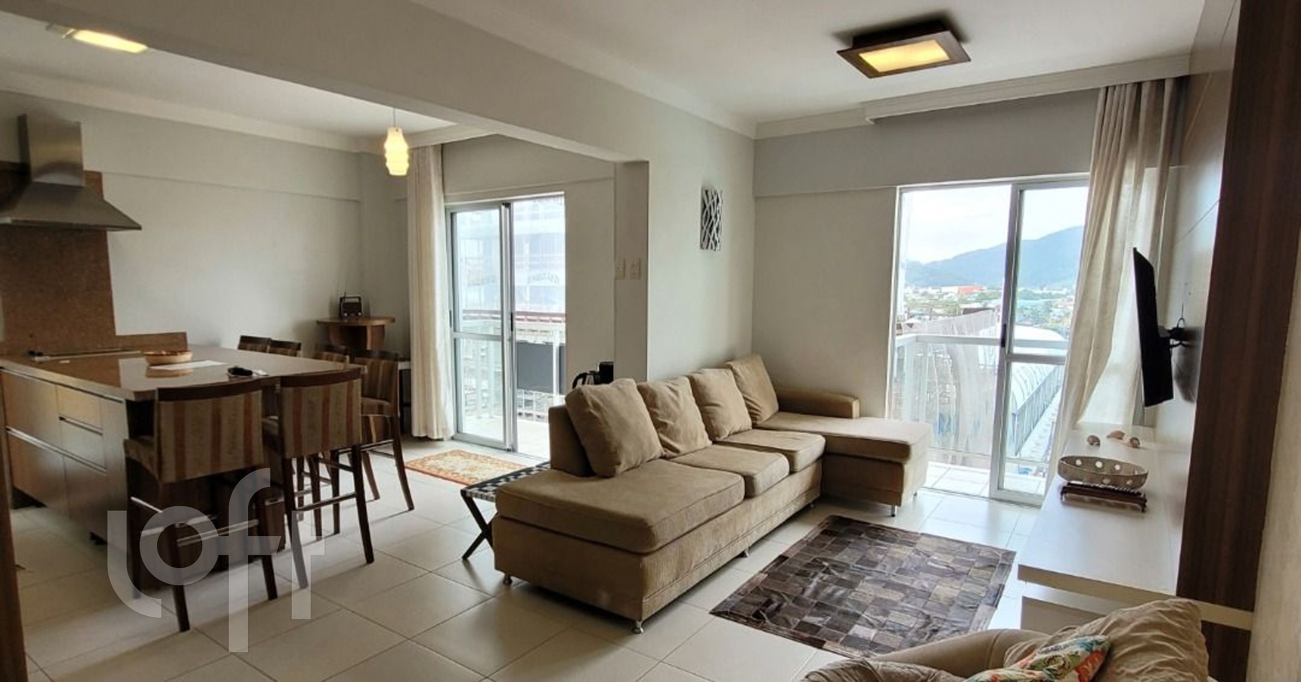 Apartamento à venda em Barra Sul com 110 m², 3 quartos, 1 suíte, 2 vagas