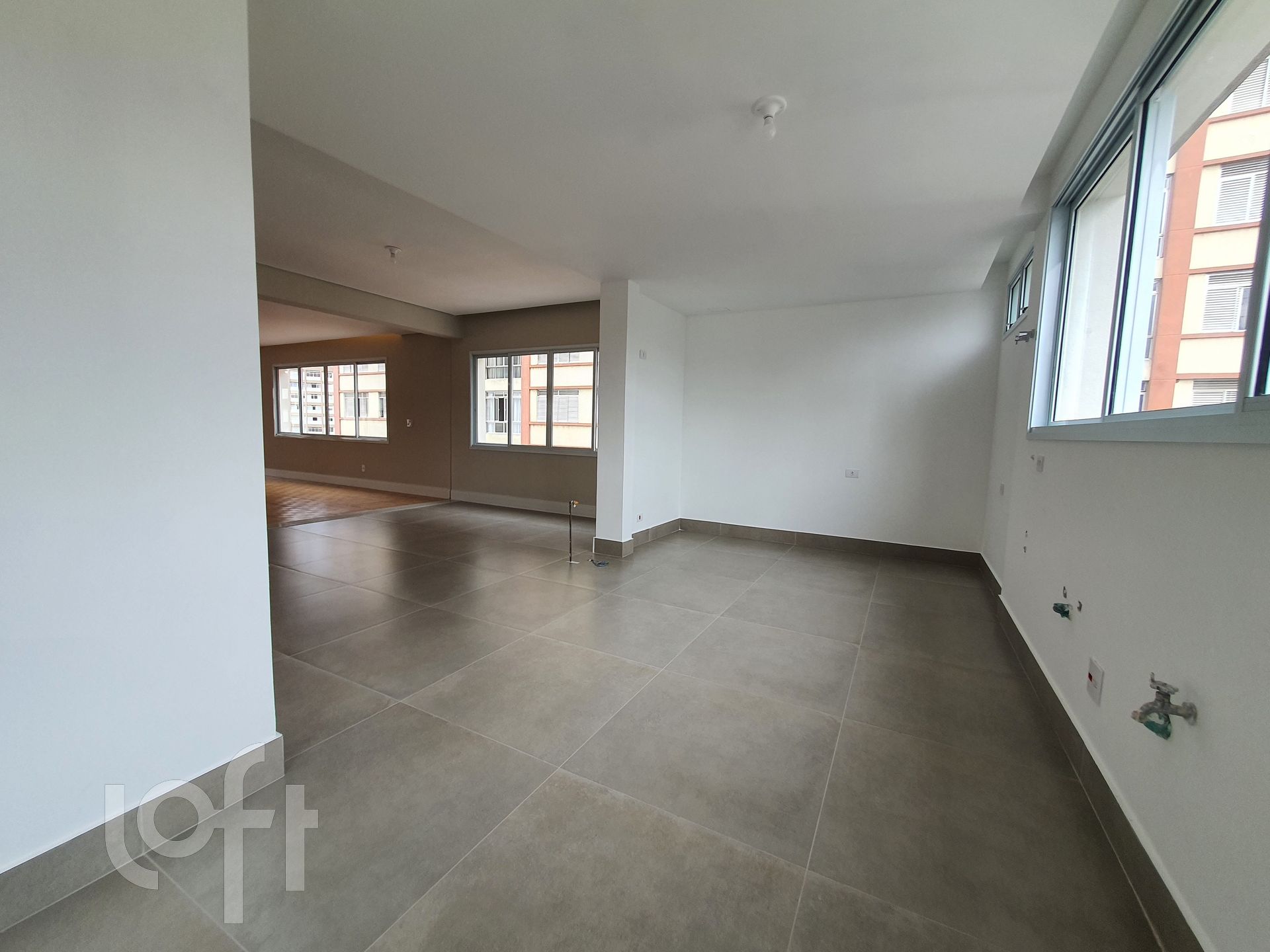 Apartamento à venda com 3 quartos, 360m² - Foto 18