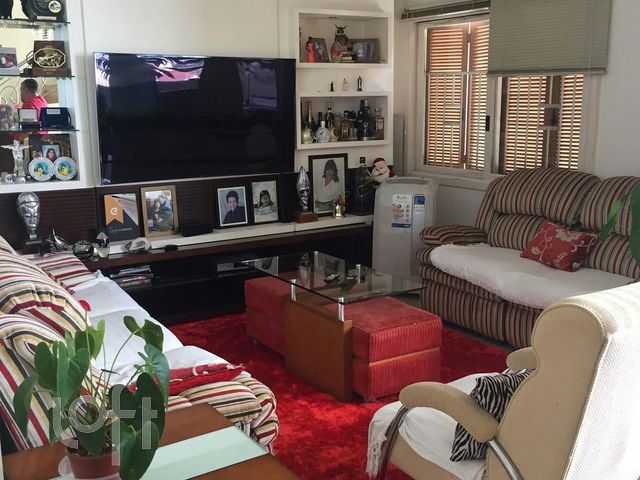 Apartamento com 274m², 4 dormitórios, 3 suítes, 4 vagas, Menino Deus em Porto Alegre