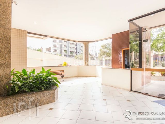 Apartamento com 274m², 4 dormitórios, 3 suítes, 4 vagas, Menino Deus em Porto Alegre