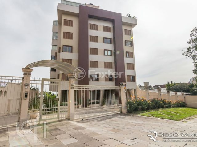 Apartamento com 274m², 4 dormitórios, 3 suítes, 4 vagas, Menino Deus em Porto Alegre