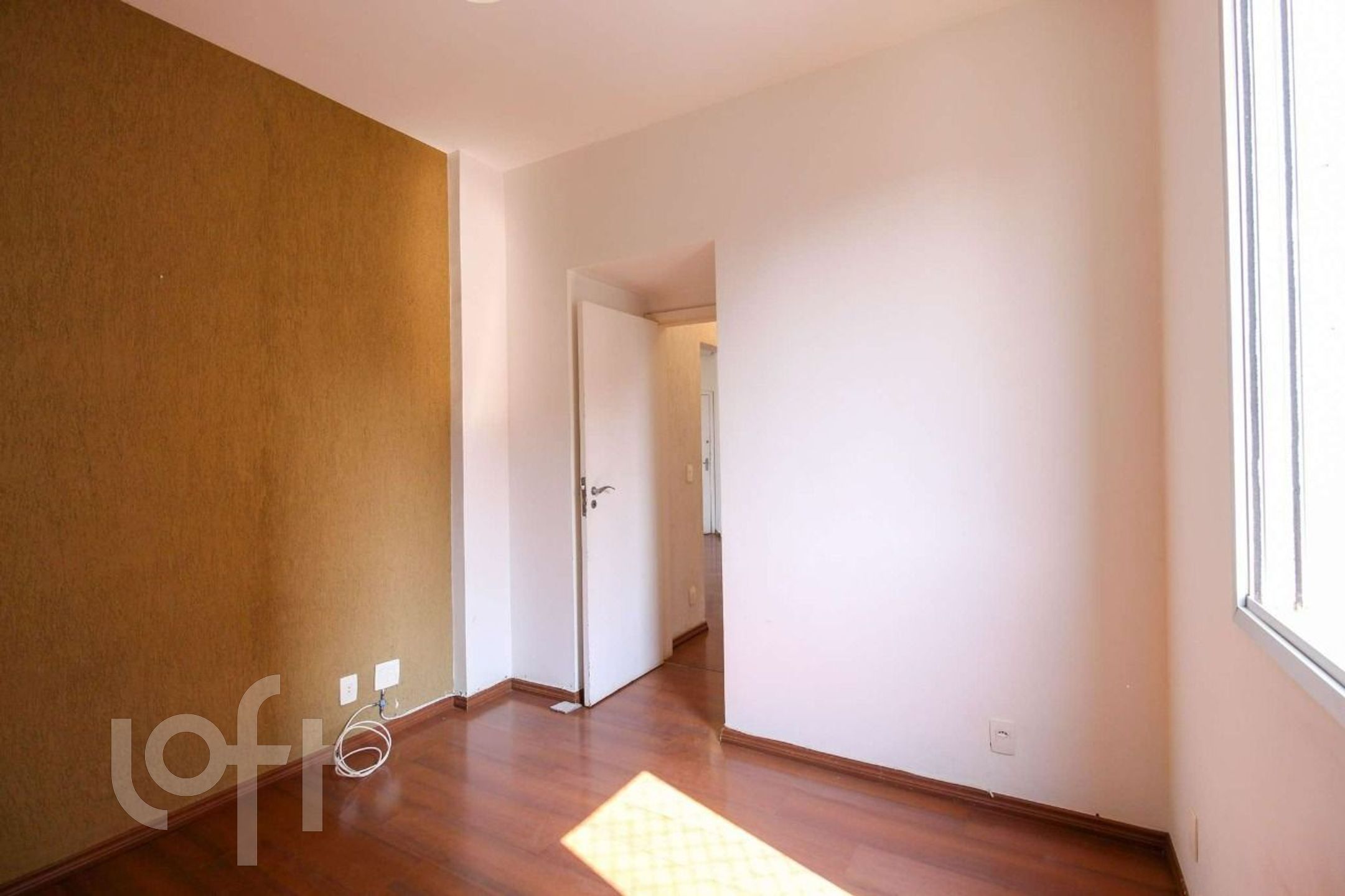 Apartamento à venda com 2 quartos, 70m² - Foto 13