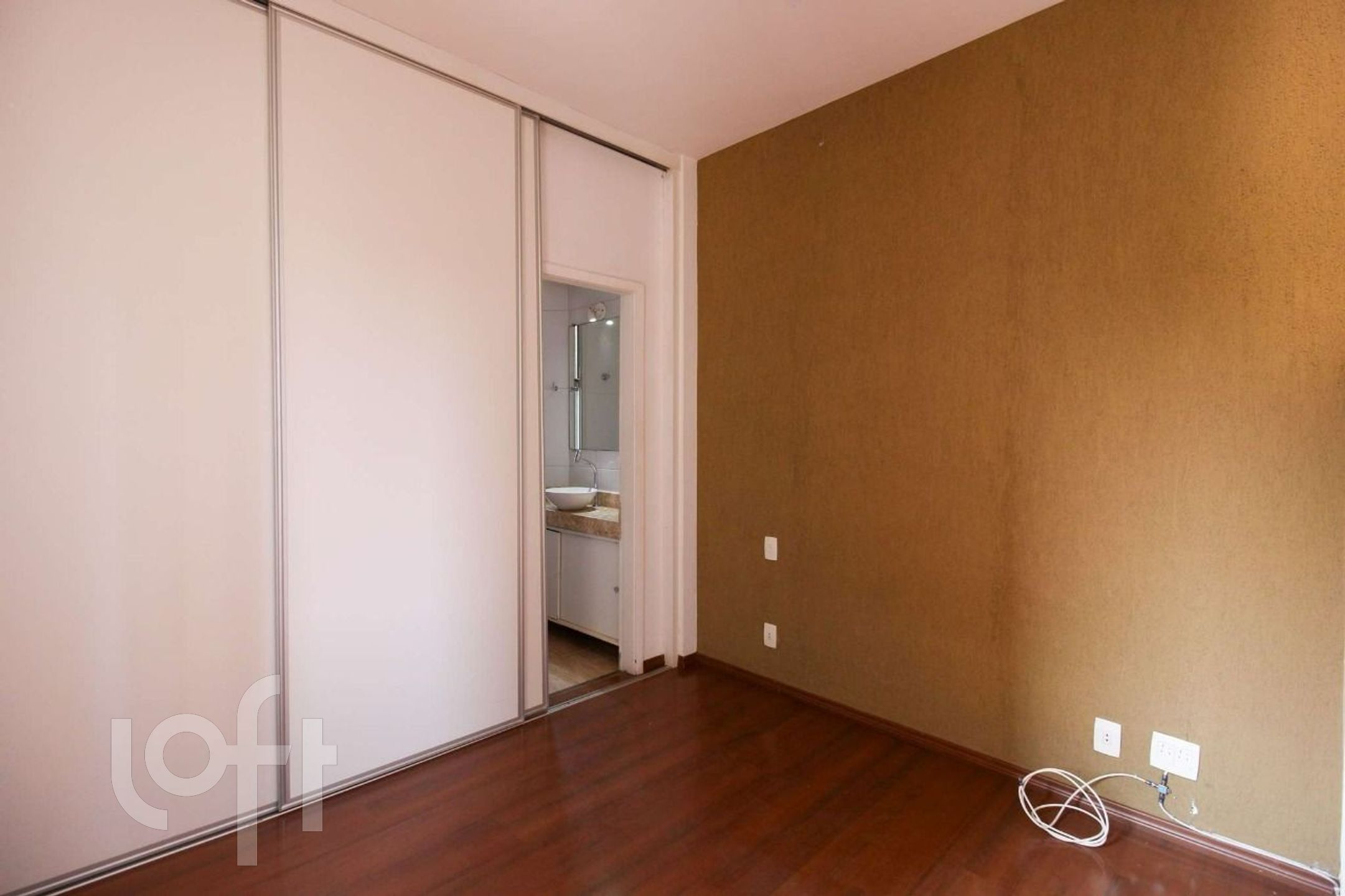 Apartamento à venda com 2 quartos, 70m² - Foto 8