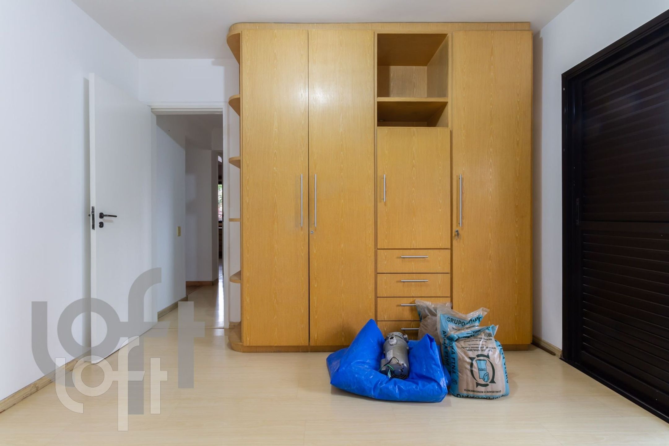 Apartamento à venda com 3 quartos, 135m² - Foto 5