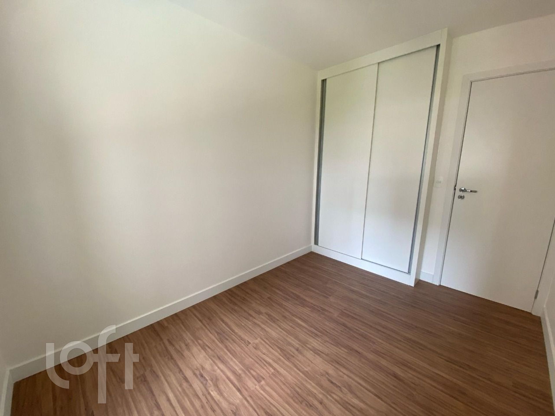 Apartamento à venda com 2 quartos, 75m² - Foto 14