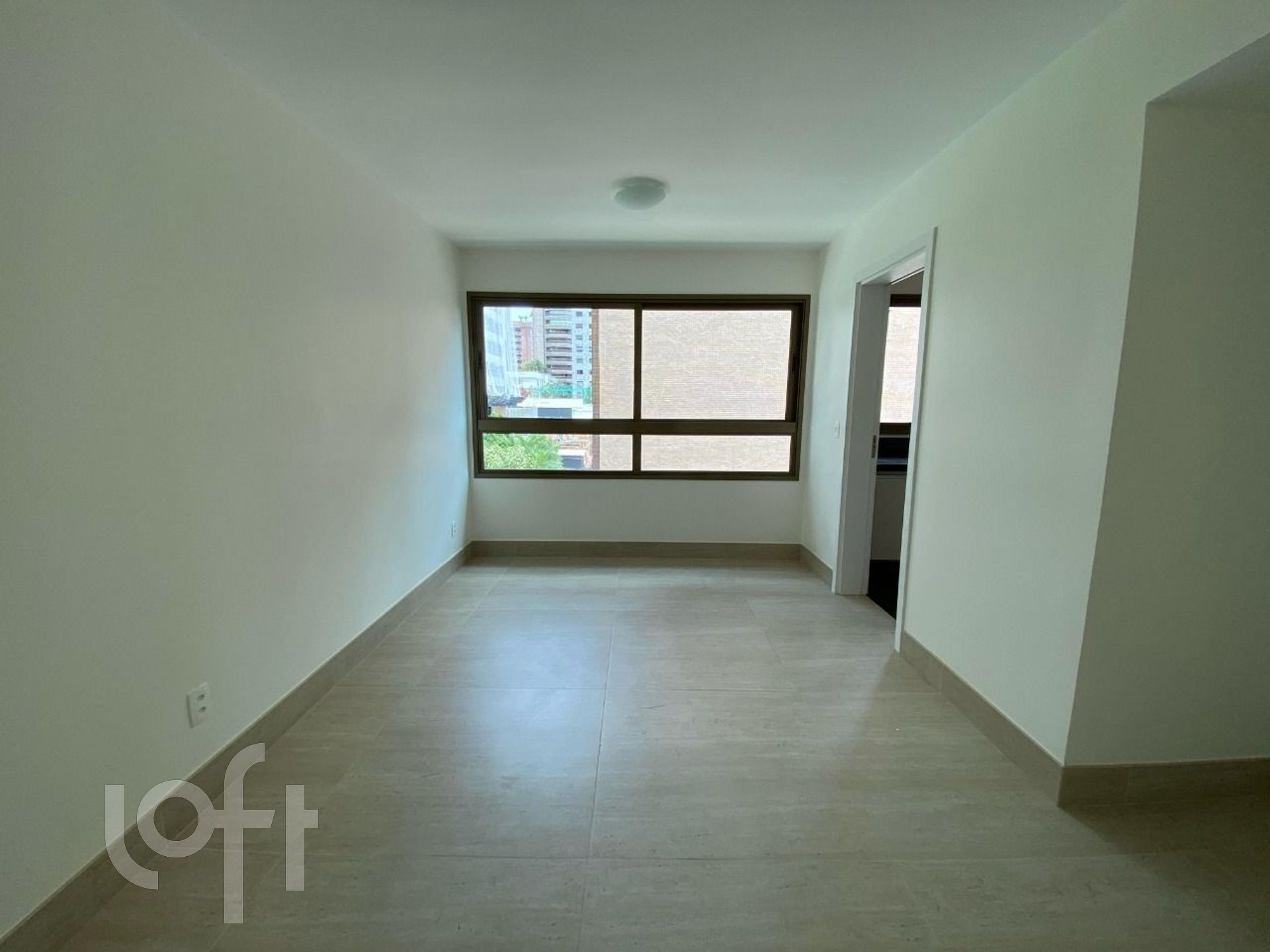 Apartamento à venda com 2 quartos, 75m² - Foto 3