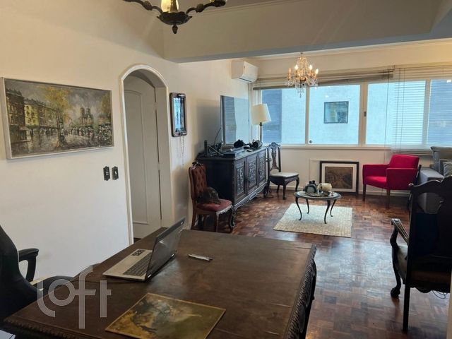 Apartamento com 138m², 3 dormitórios, 1 suíte, 2 vagas, Rio Branco em Porto Alegre