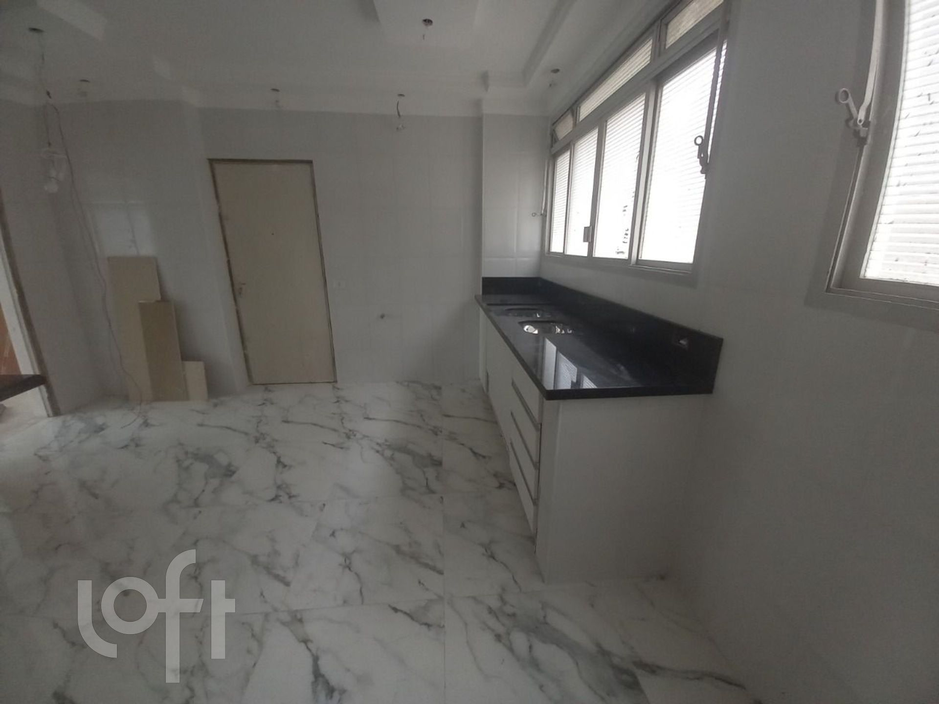 Apartamento à venda com 3 quartos, 130m² - Foto 7