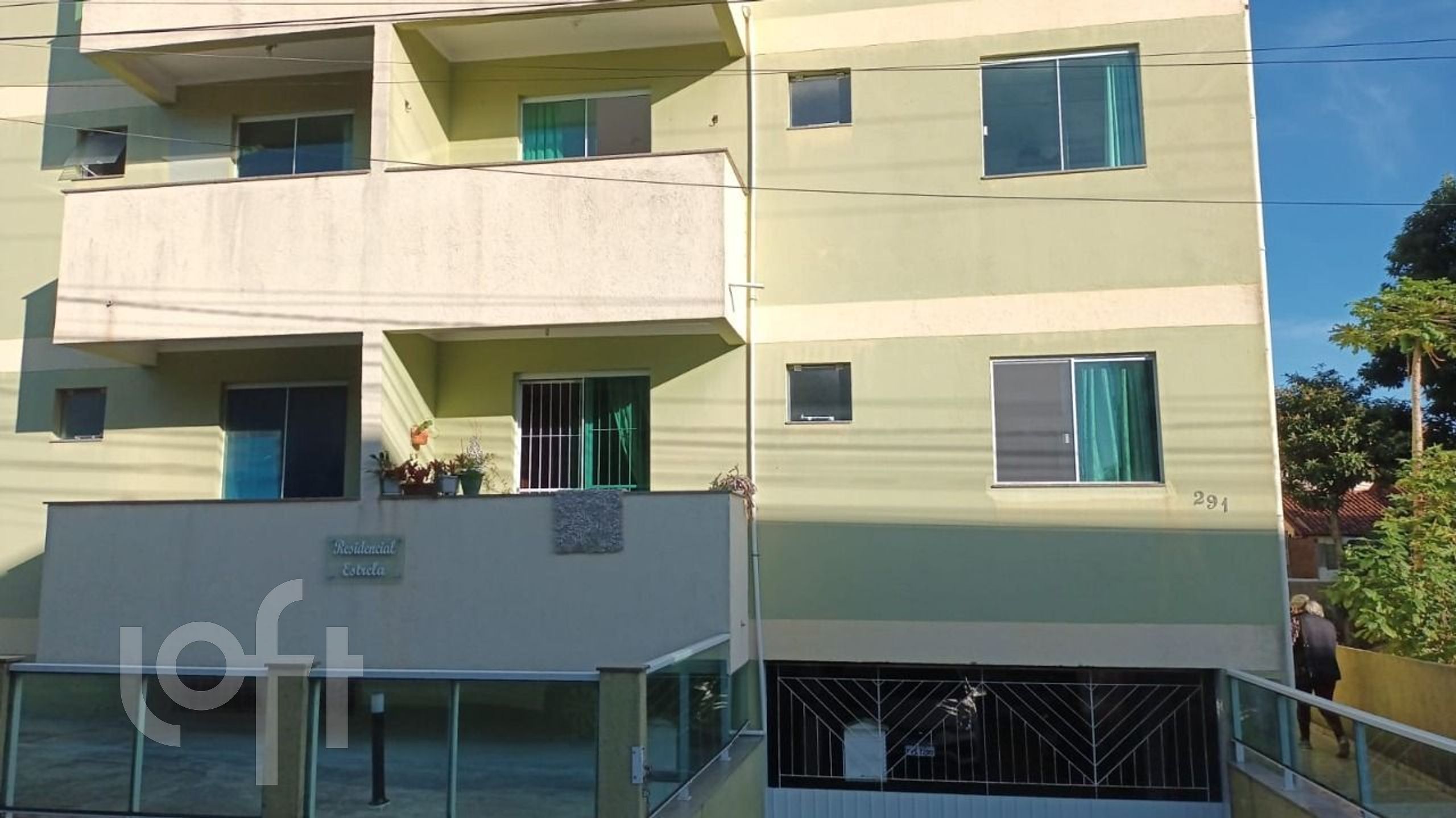 Apartamento à venda em Ingleses com 75 m², 2 quartos, 1 suíte, 1 vaga