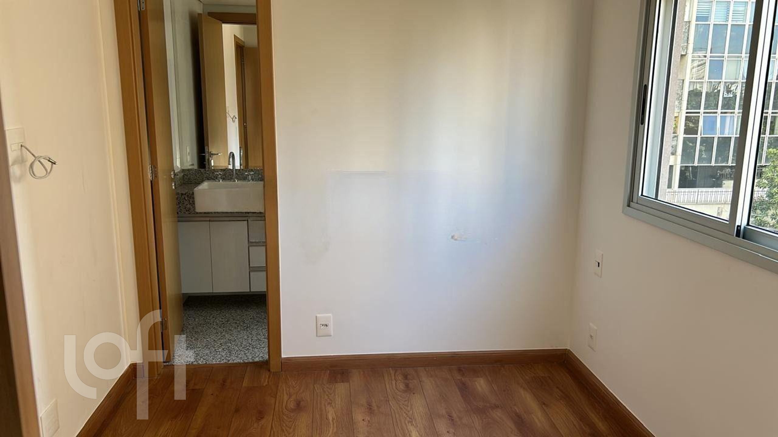 Apartamento à venda com 2 quartos, 83m² - Foto 4