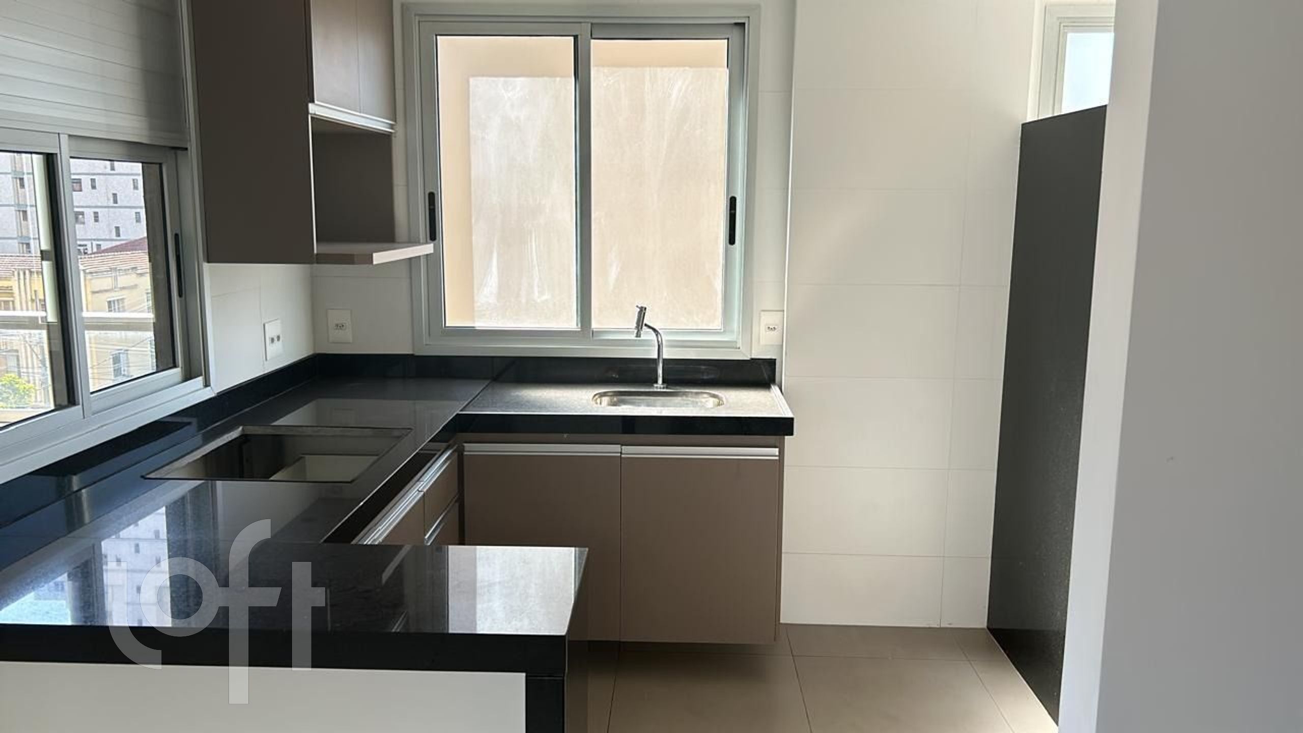 Apartamento à venda com 2 quartos, 83m² - Foto 10