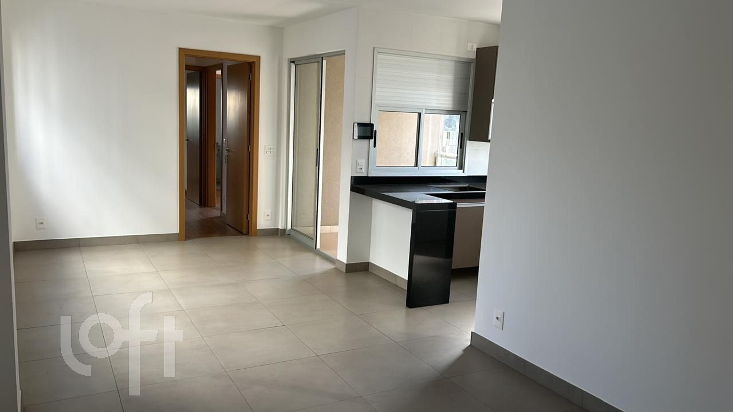 Apartamento à venda com 2 quartos, 83m² - Foto 1