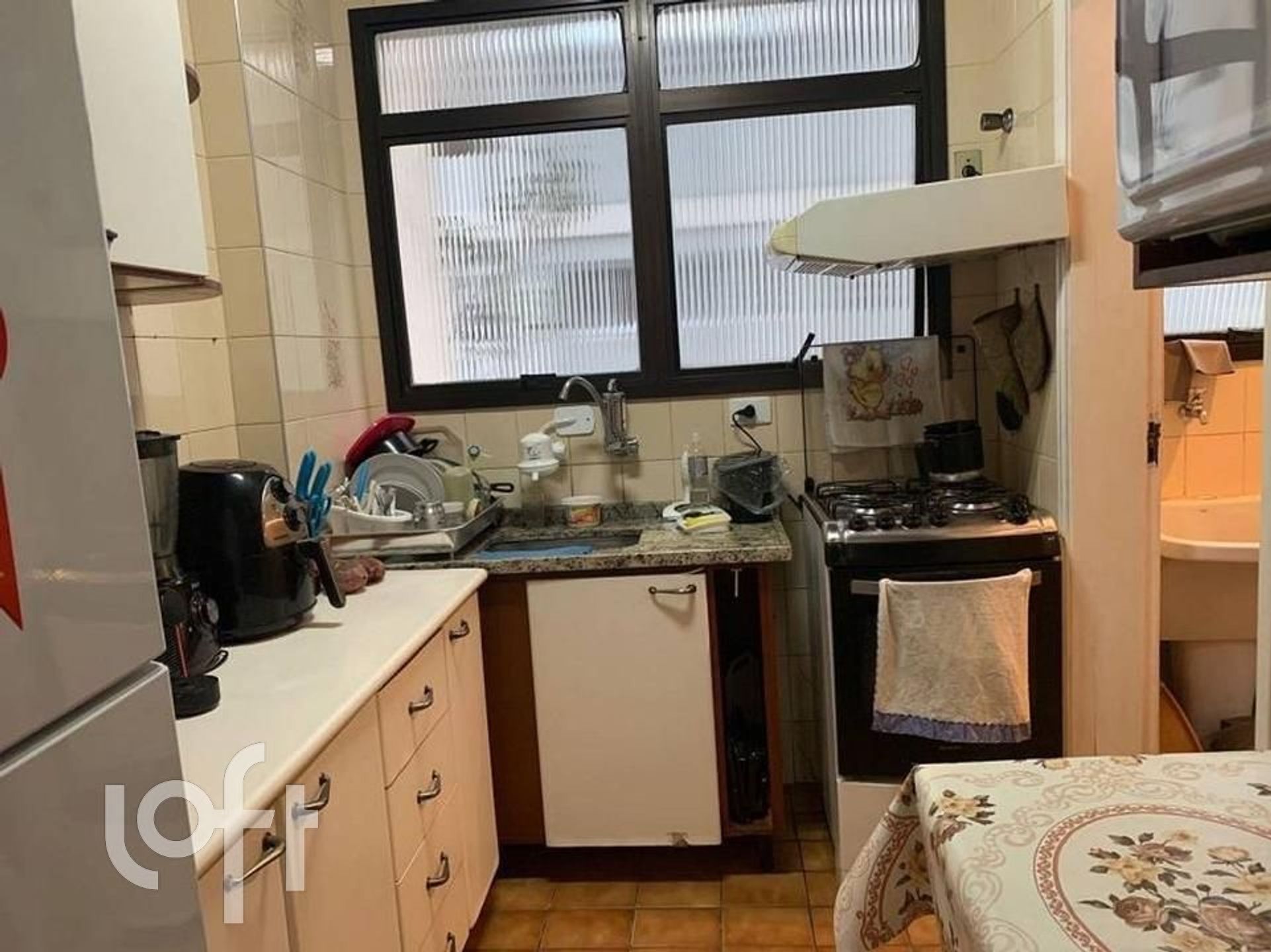 Apartamento à venda com 2 quartos, 65m² - Foto 3