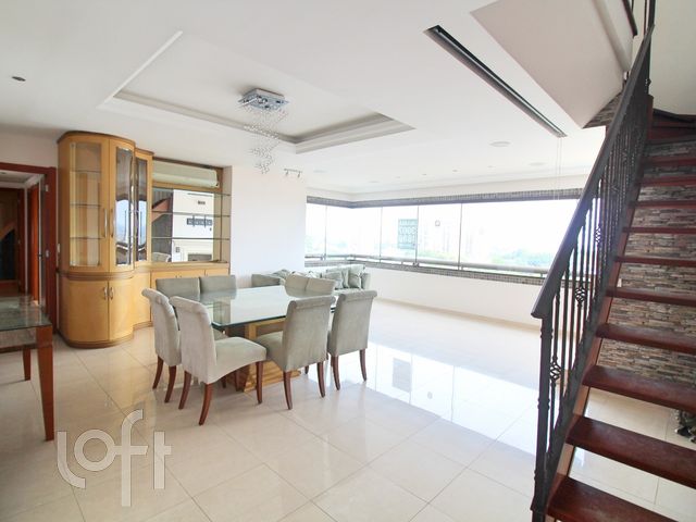 Apartamento com 251m², 4 dormitórios, 2 suítes, 3 vagas, Boa Vista em Porto Alegre