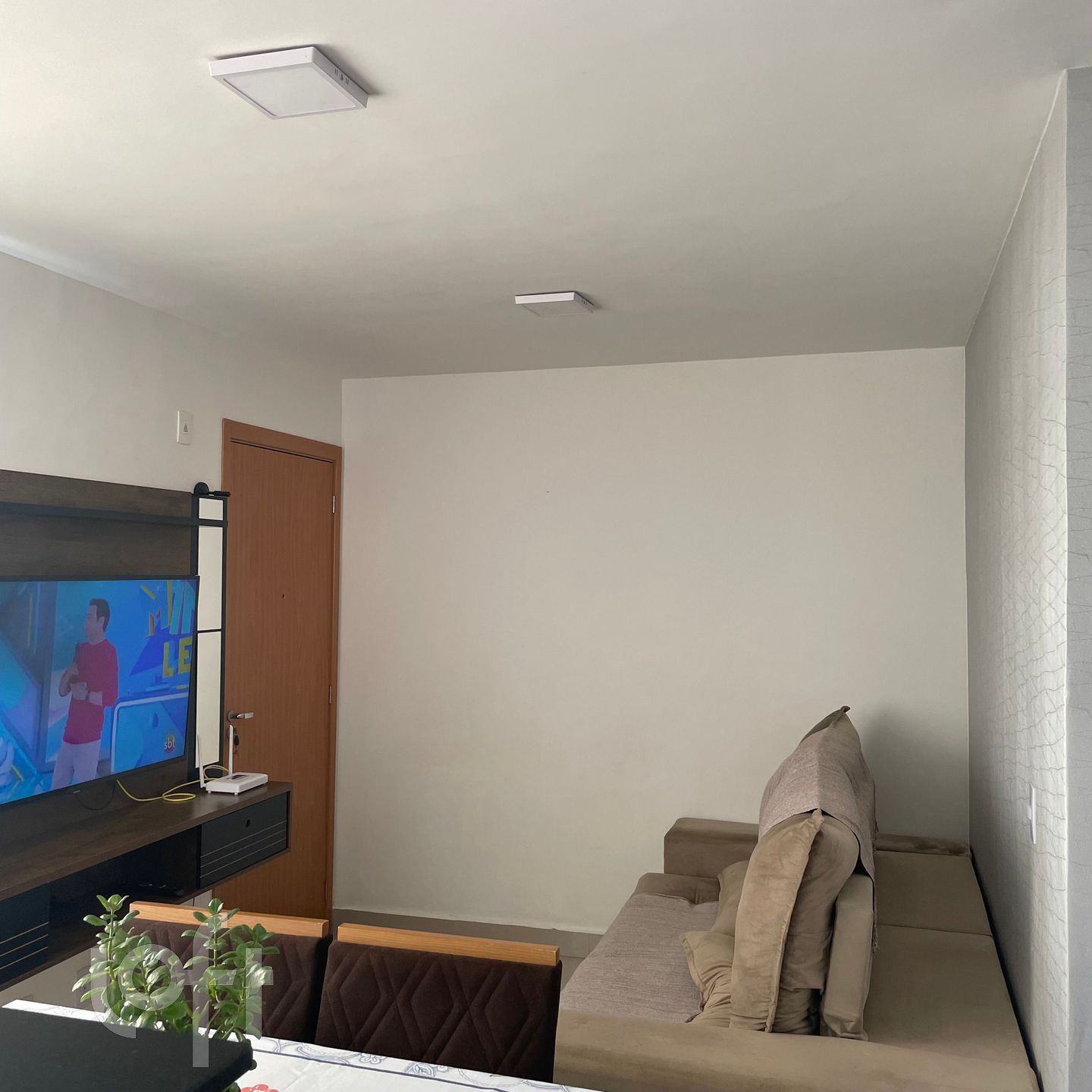 Apartamento à venda com 2 quartos, 38m² - Foto 2