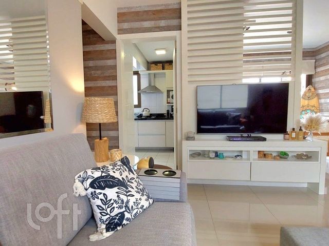 Apartamento com 91m², 3 dormitórios, 1 suíte, 2 vagas, Auxiliadora em Porto Alegre