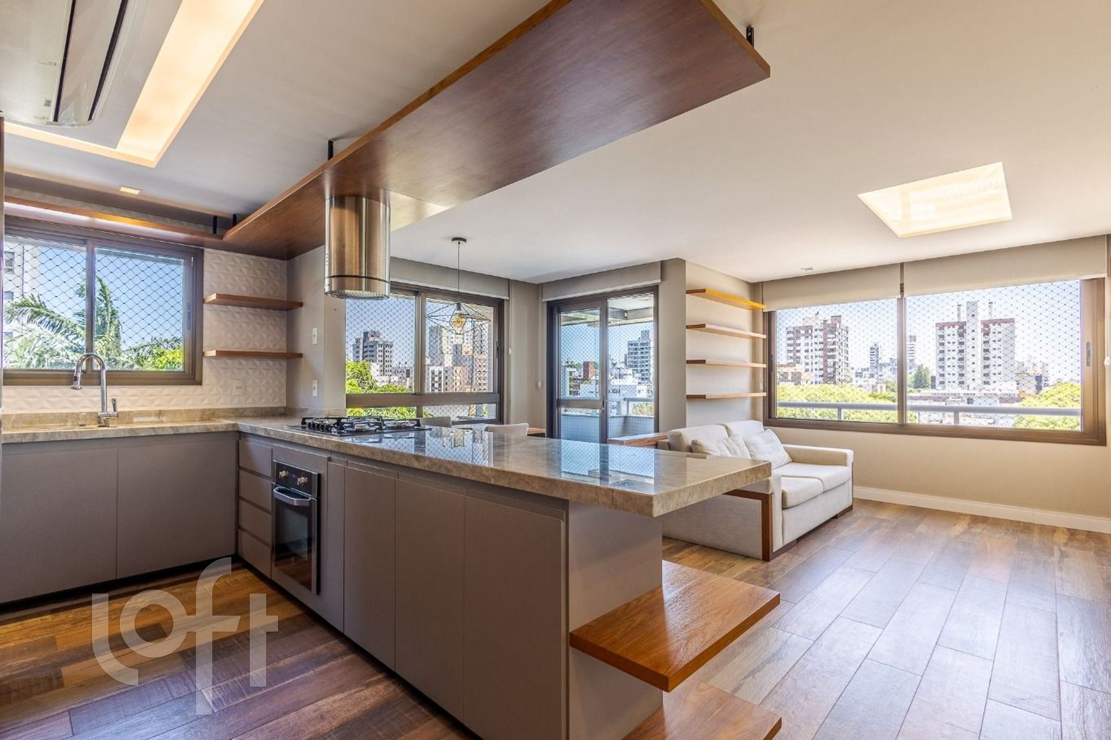 Apartamento com 92m², 2 dormitórios, 2 suítes, 2 vagas, Petrópolis em Porto Alegre