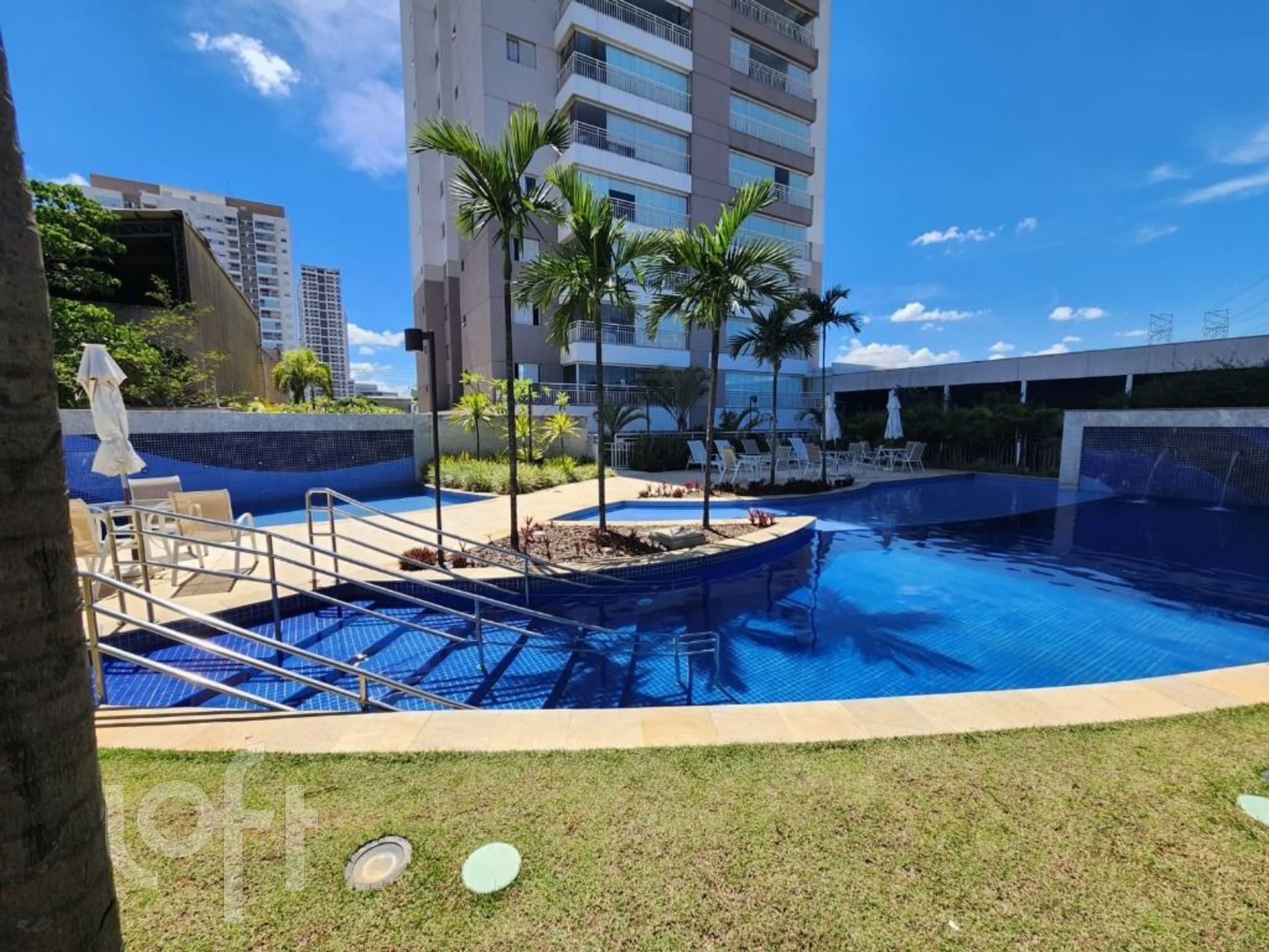 Apartamento à venda com 3 quartos, 100m² - Foto 11