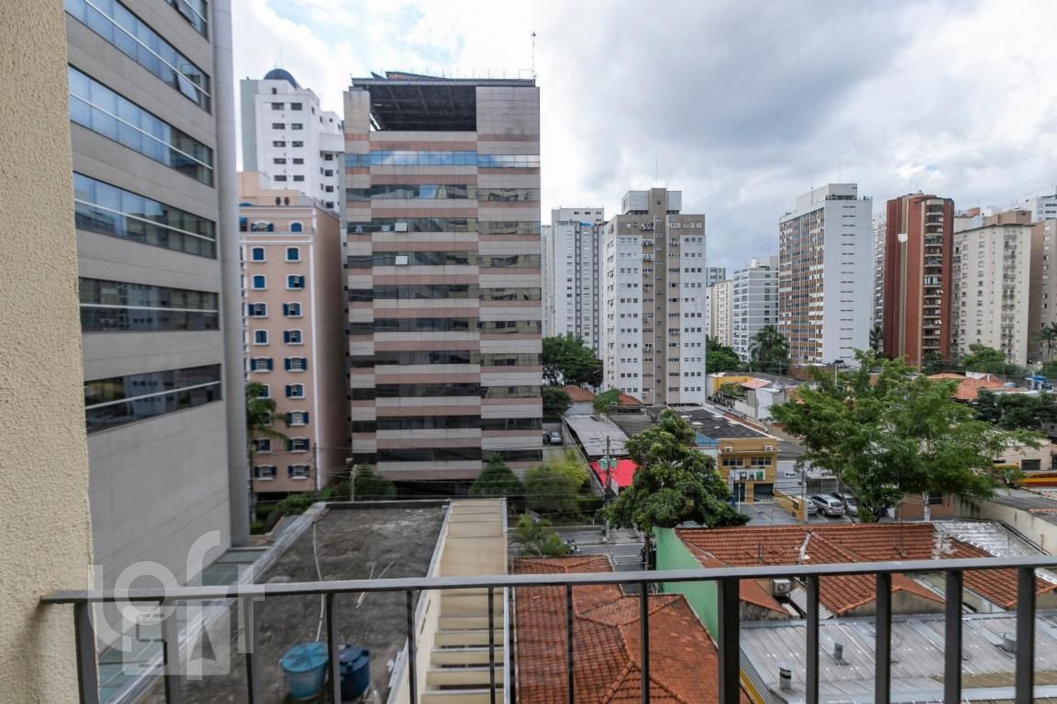 Apartamento à venda com 1 quarto, 45m² - Foto 28