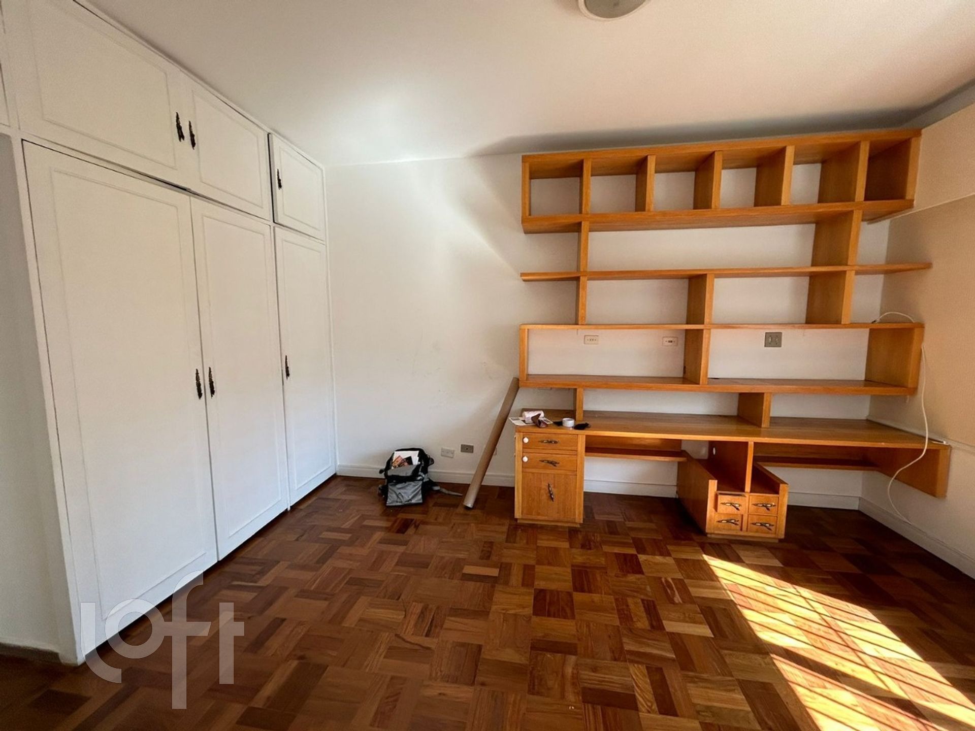 Casa à venda com 4 quartos, 323m² - Foto 13