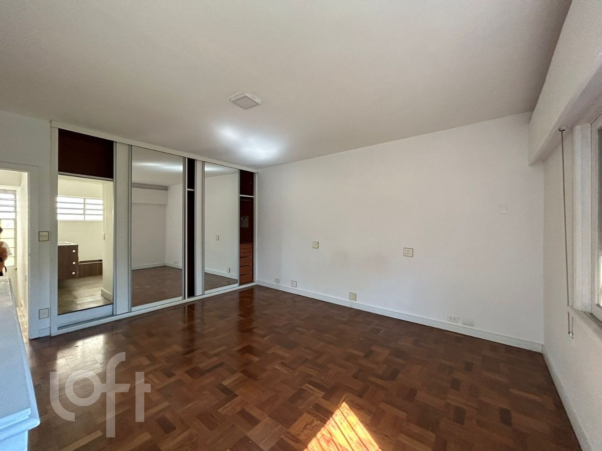 Casa à venda com 4 quartos, 323m² - Foto 12