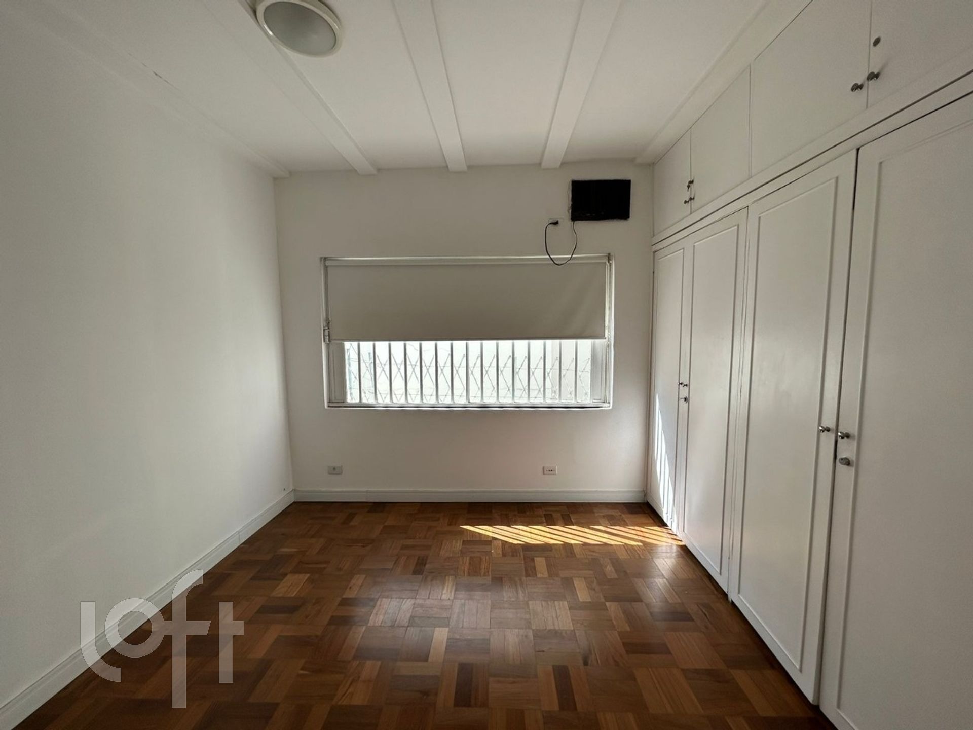 Casa à venda com 4 quartos, 323m² - Foto 14