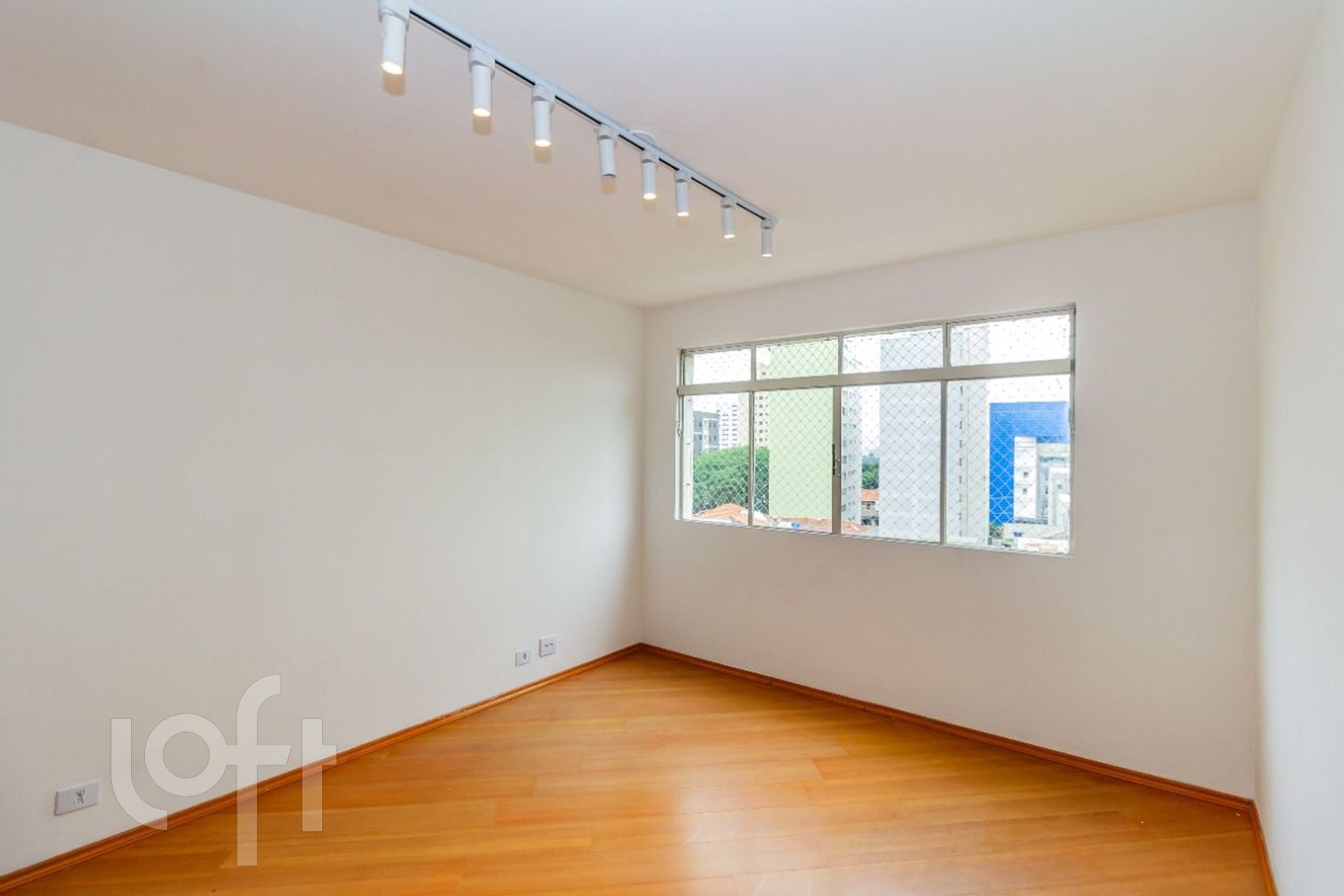 Apartamento à venda com 3 quartos, 72m² - Foto 4