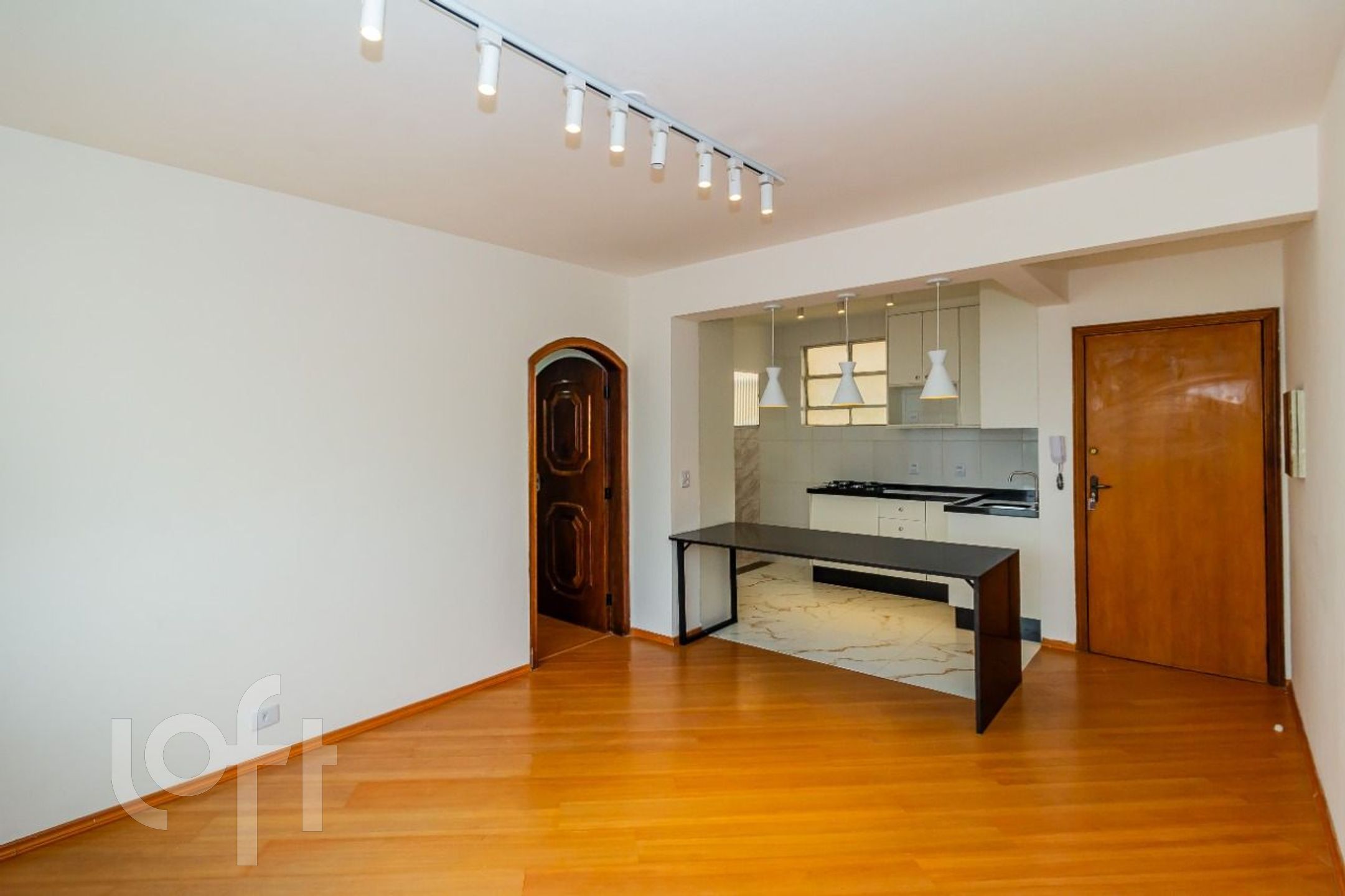 Apartamento à venda com 3 quartos, 72m² - Foto 2