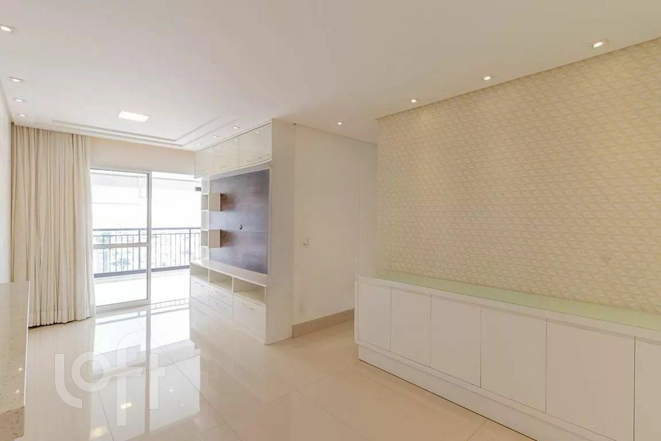 Apartamento à venda com 2 quartos, 65m² - Foto 3