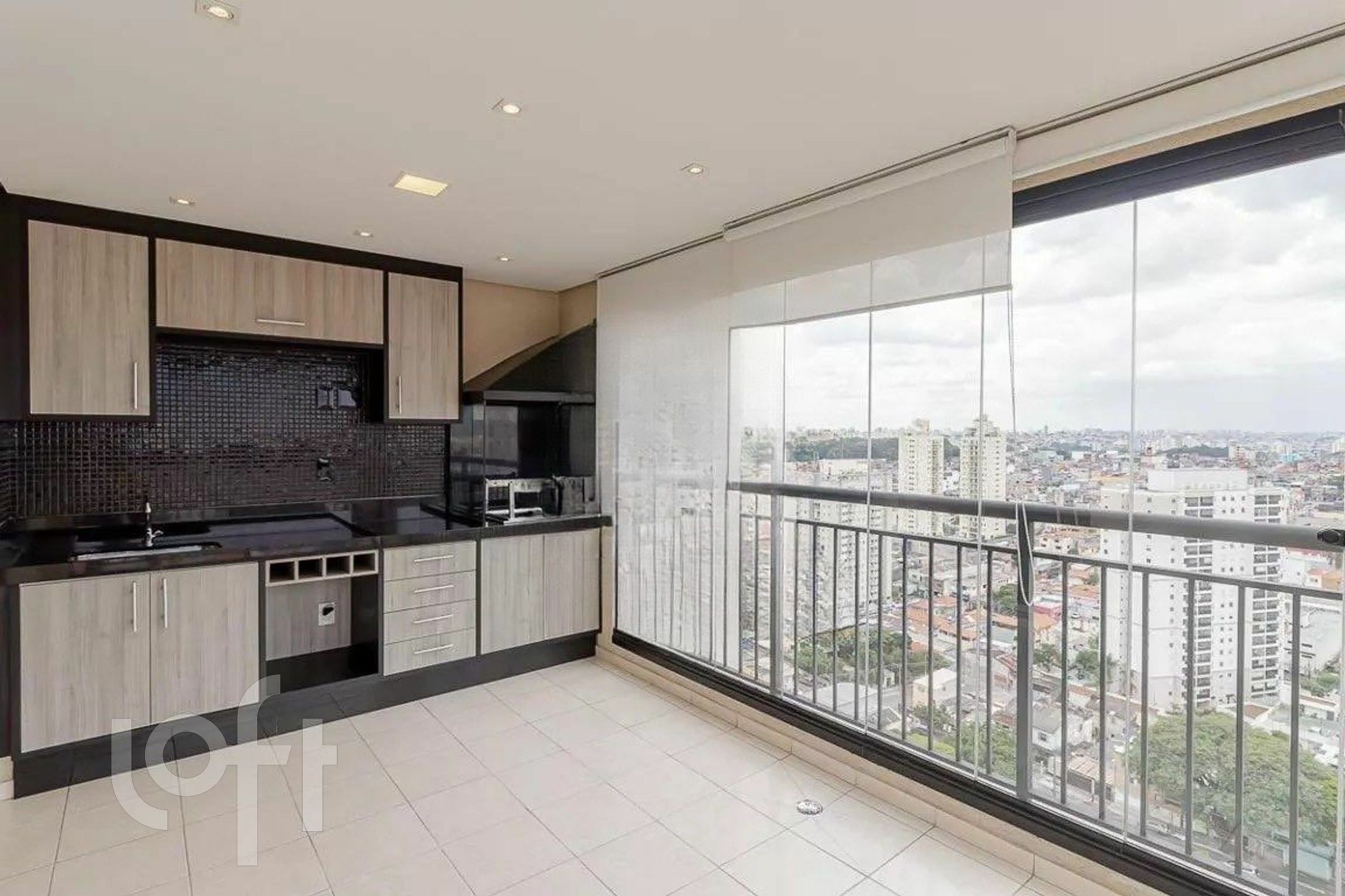 Apartamento à venda com 2 quartos, 65m² - Foto 1