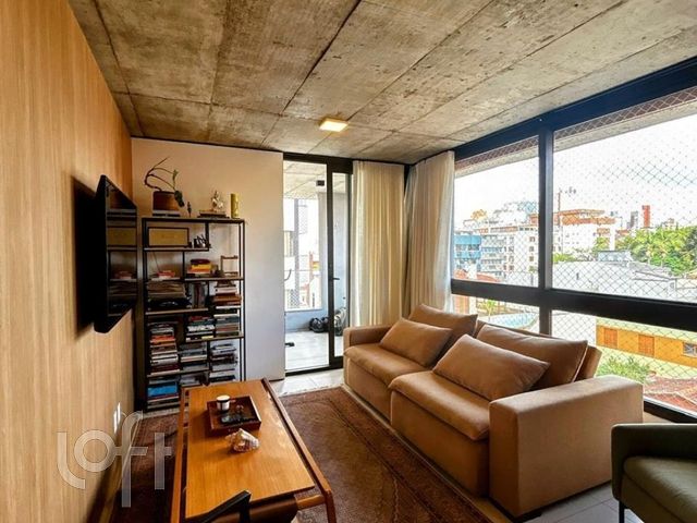 Apartamento com 101m², 3 dormitórios, 3 suítes, 2 vagas, Petrópolis em Porto Alegre