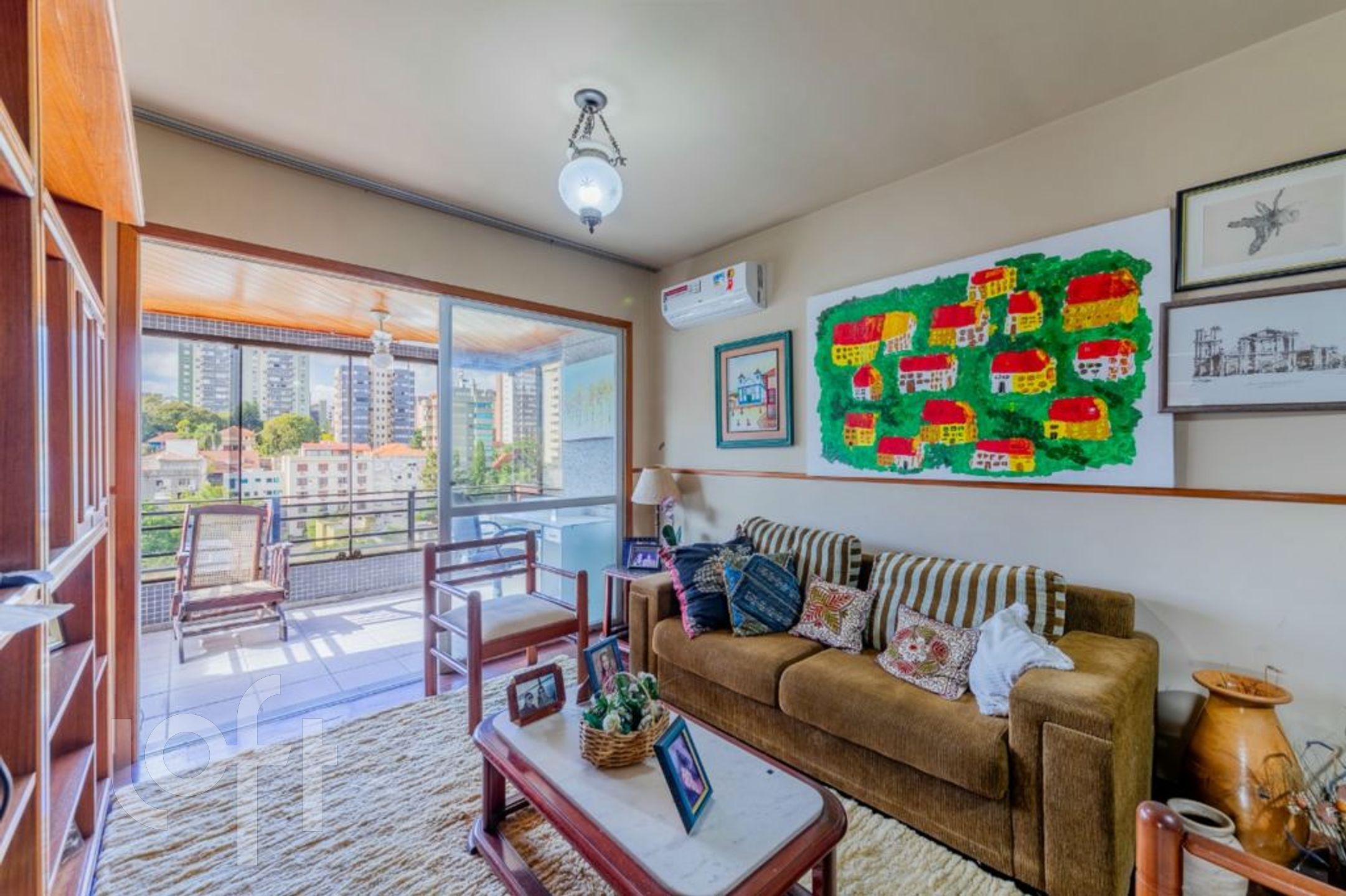 Apartamento com 250m², 3 dormitórios, 1 suíte, 1 vaga, Petrópolis em Porto Alegre