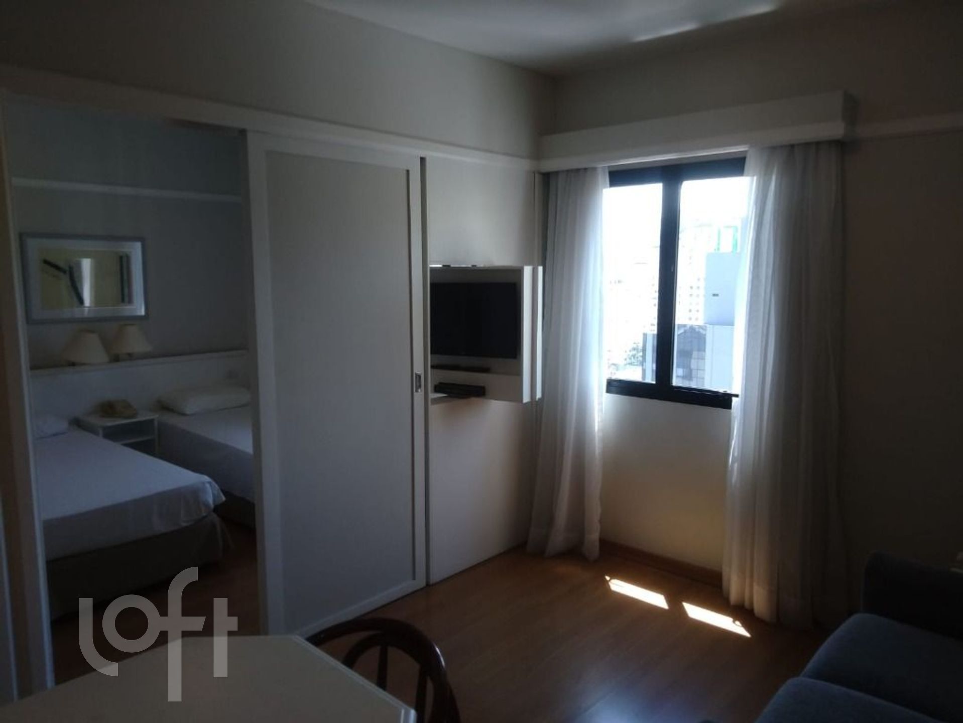 Apartamento à venda com 1 quarto, 33m² - Foto 4