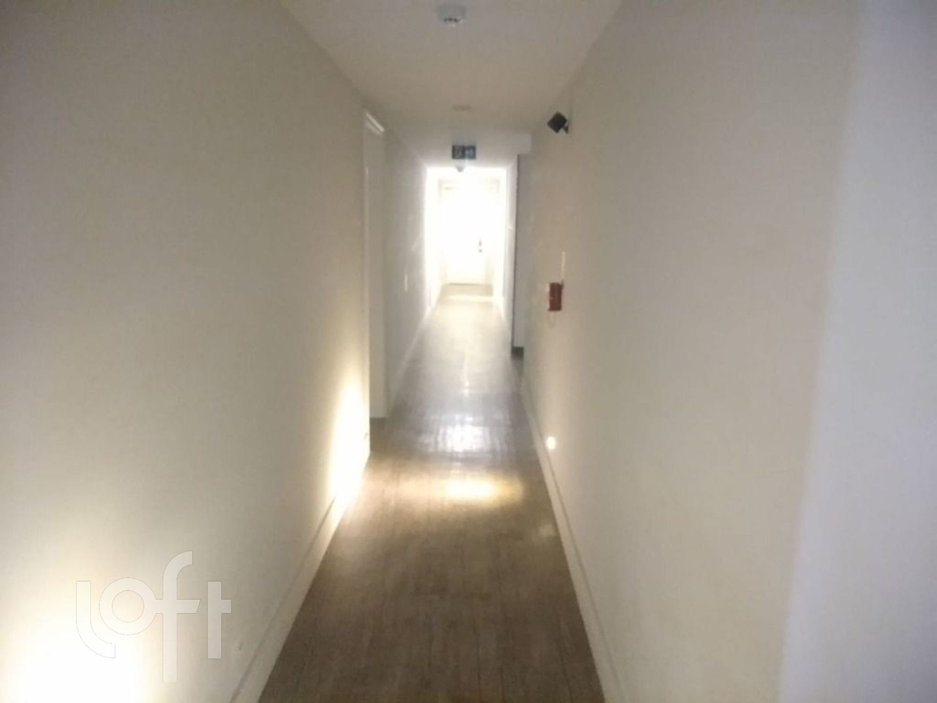 Apartamento à venda com 1 quarto, 33m² - Foto 10