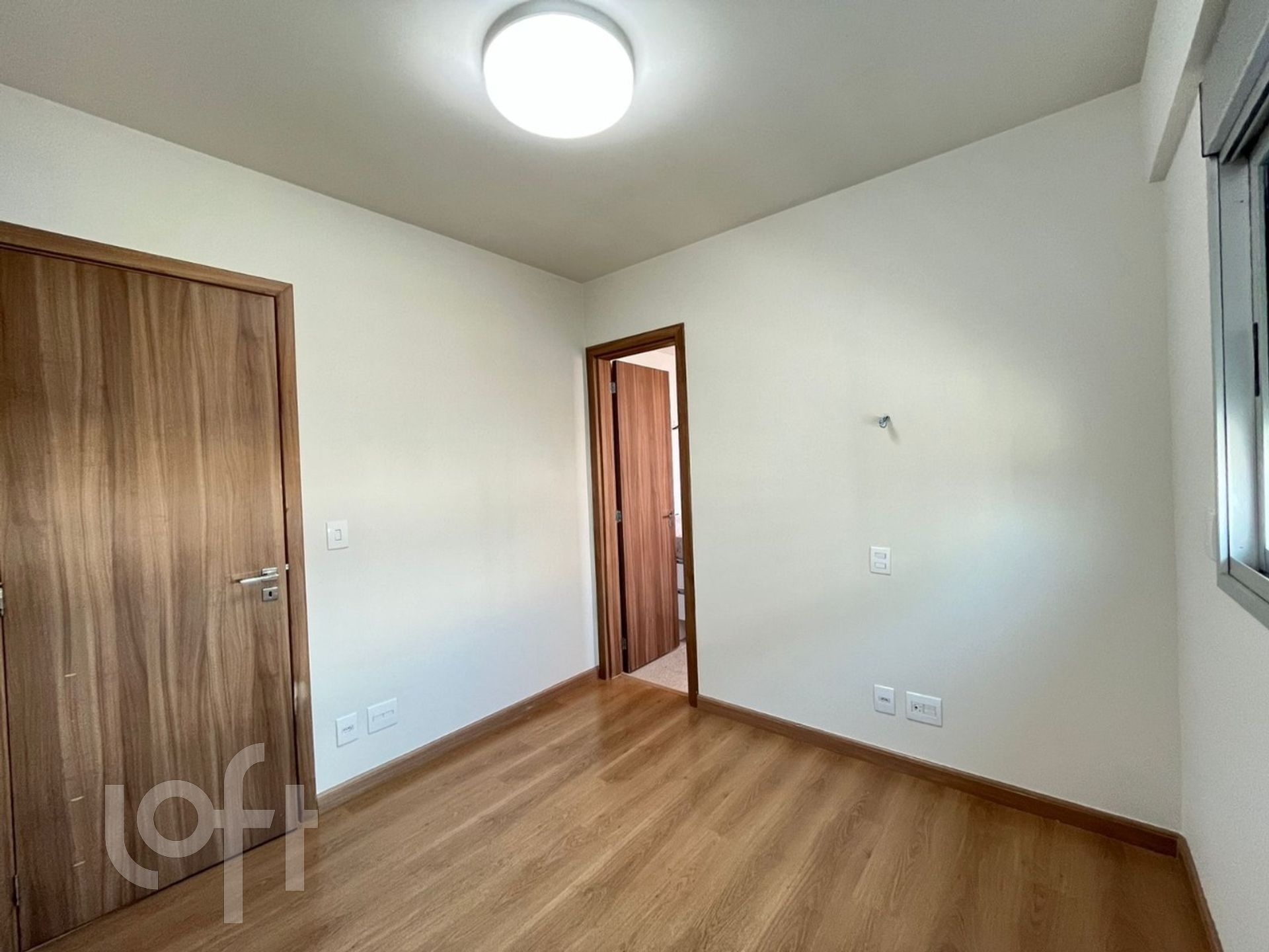 Apartamento à venda com 4 quartos, 160m² - Foto 17