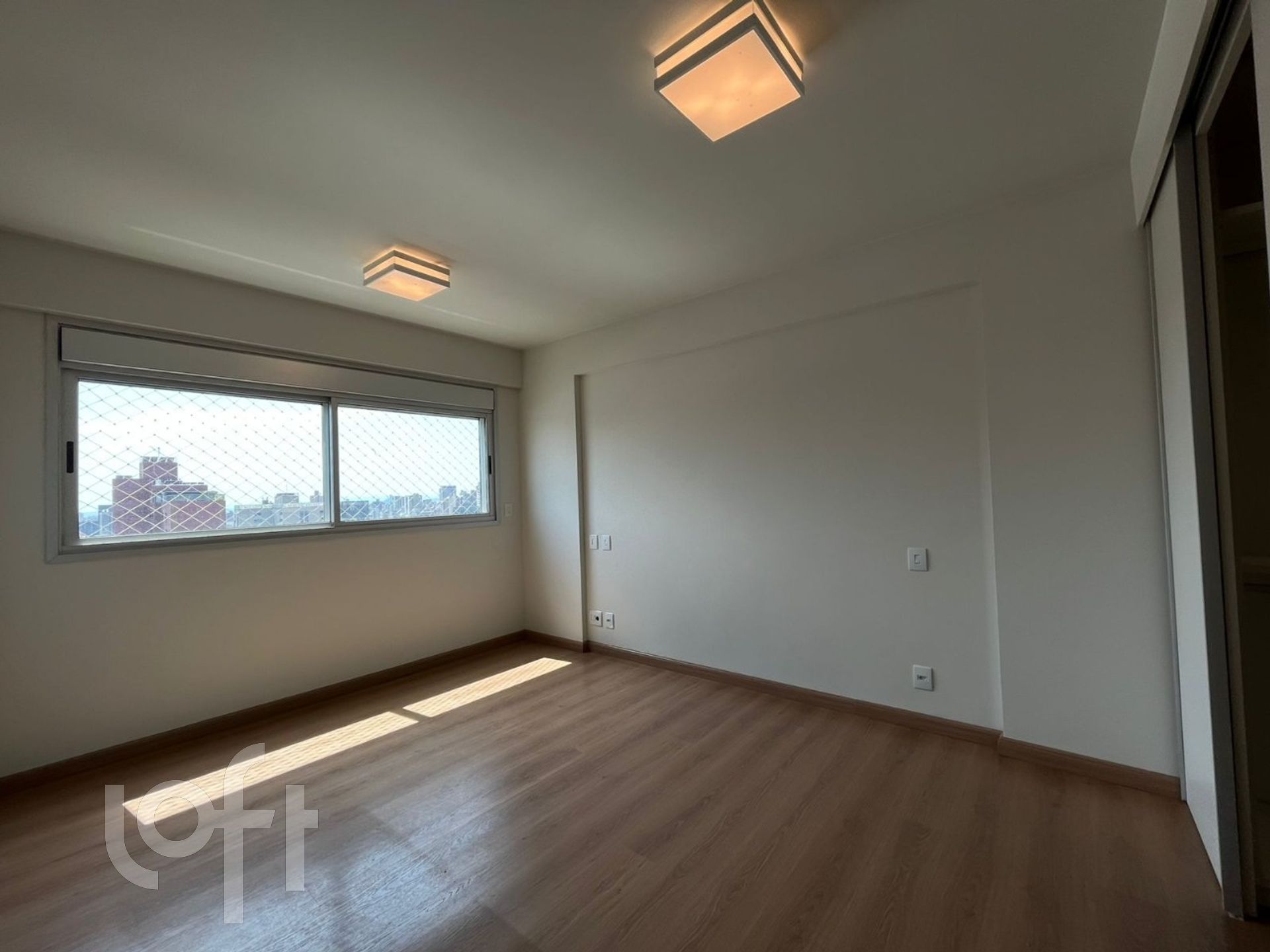 Apartamento à venda com 4 quartos, 160m² - Foto 19