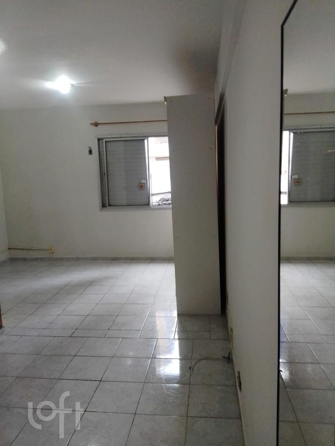 Apartamento à venda com 1 quarto, 33m² - Foto 1