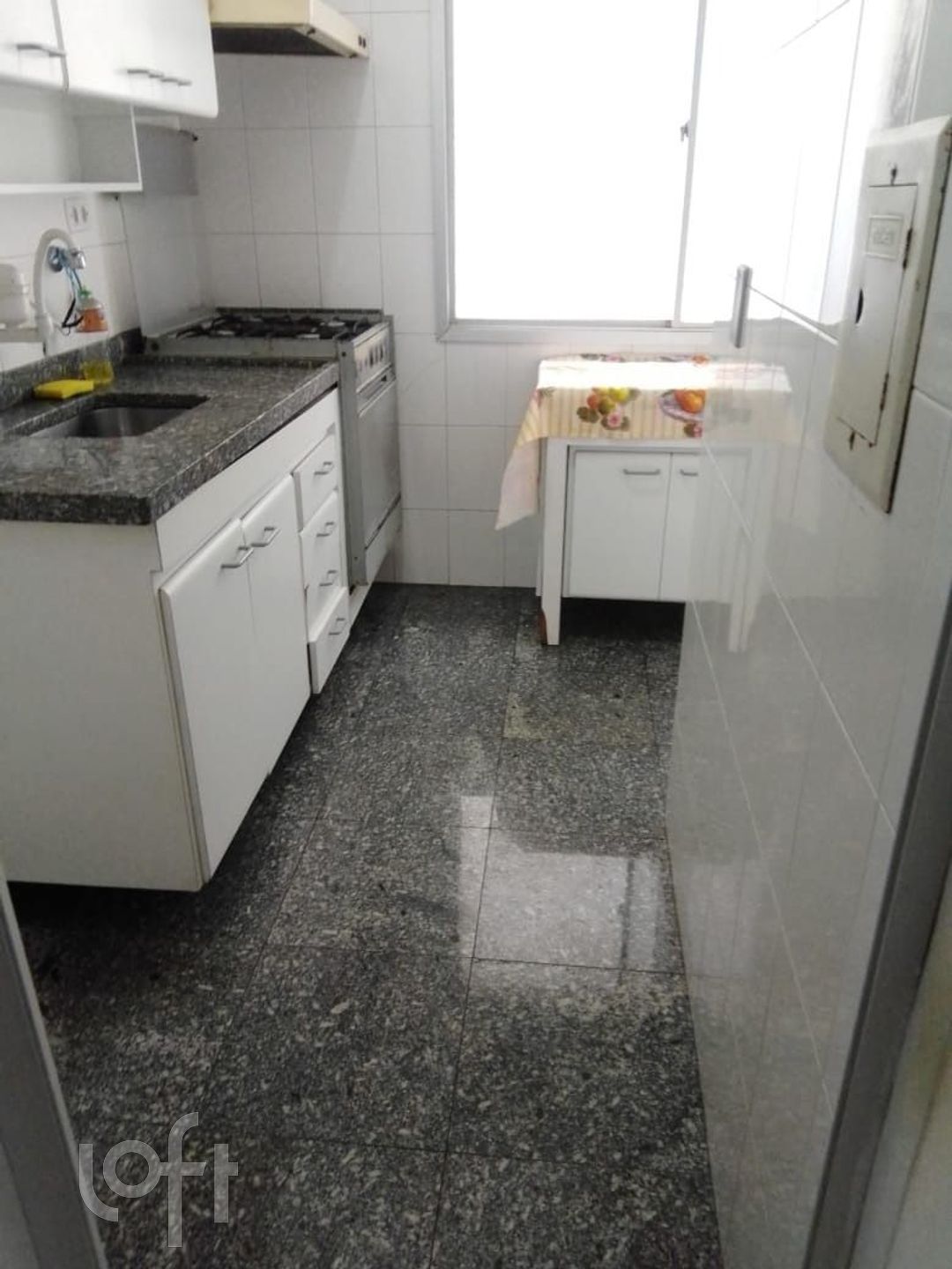 Apartamento à venda com 1 quarto, 33m² - Foto 4