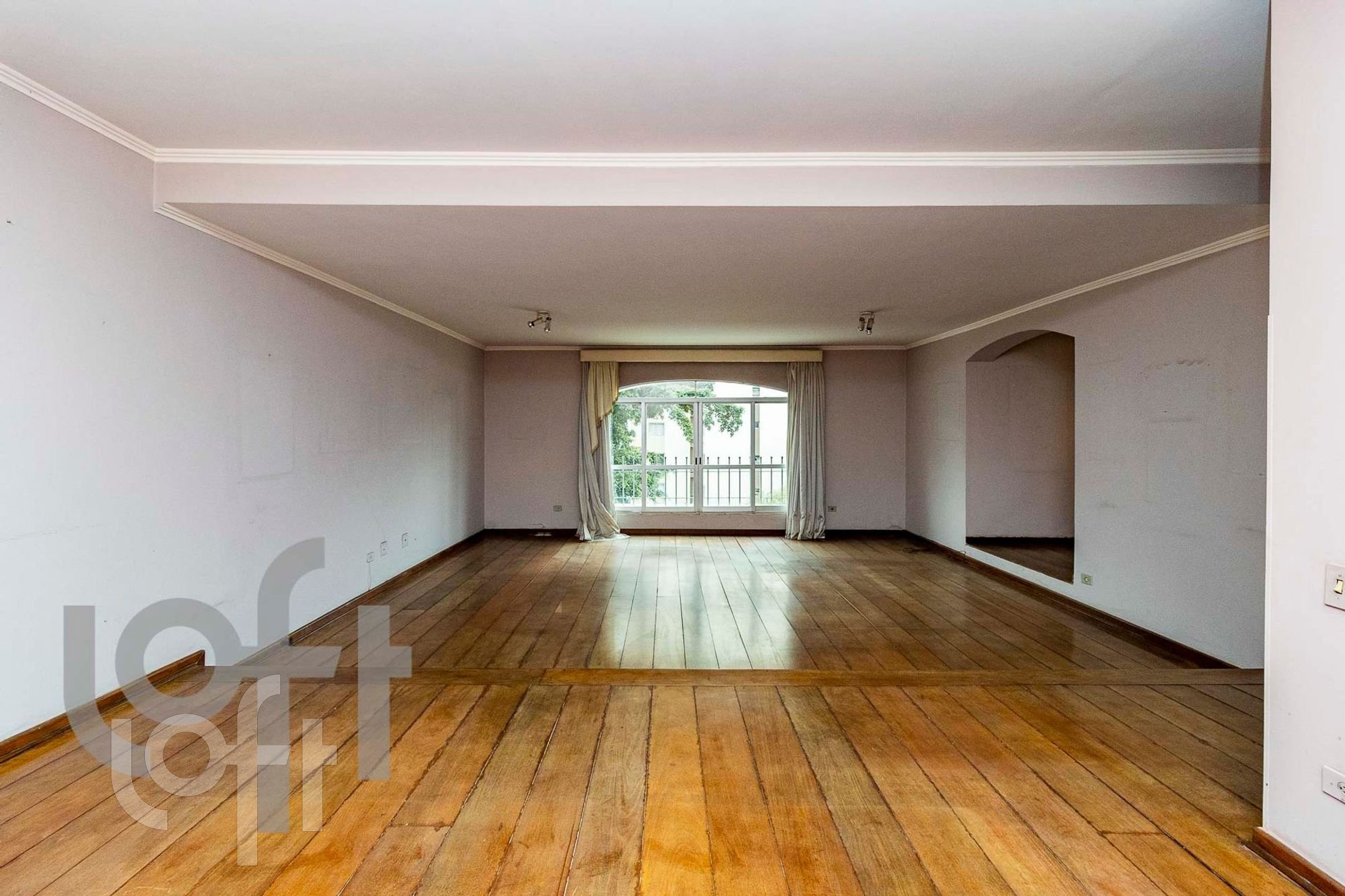 Apartamento à venda com 3 quartos, 221m² - Foto 30