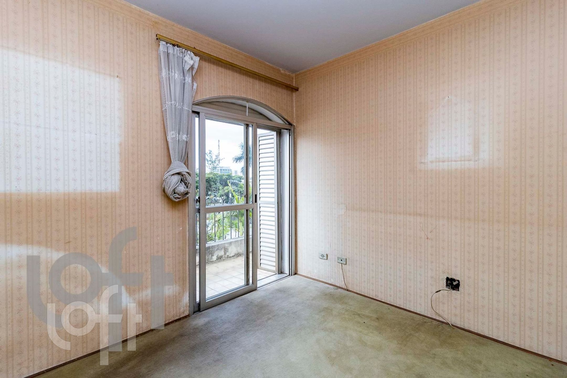 Apartamento à venda com 3 quartos, 221m² - Foto 12