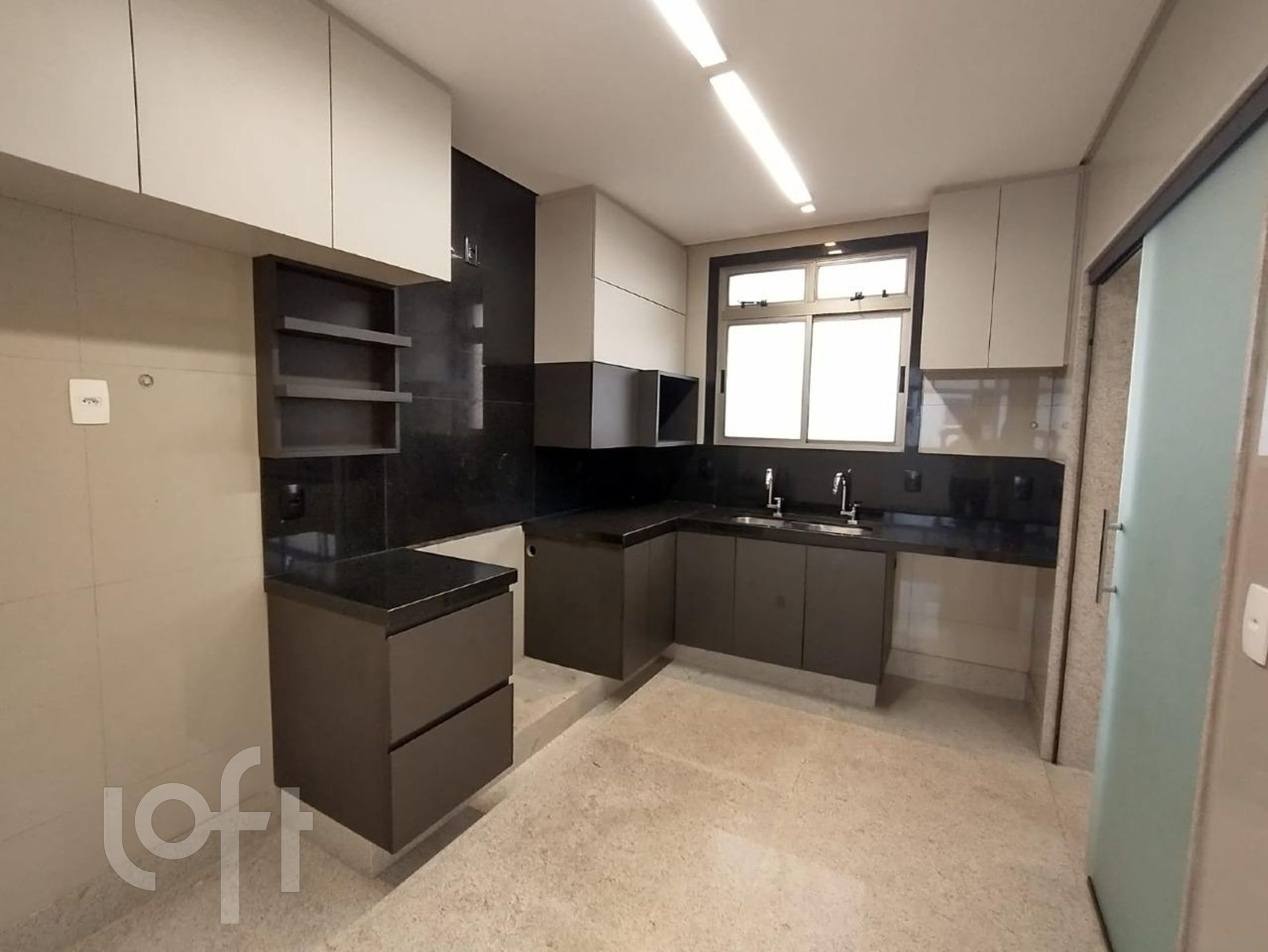 Apartamento à venda com 4 quartos, 377m² - Foto 16