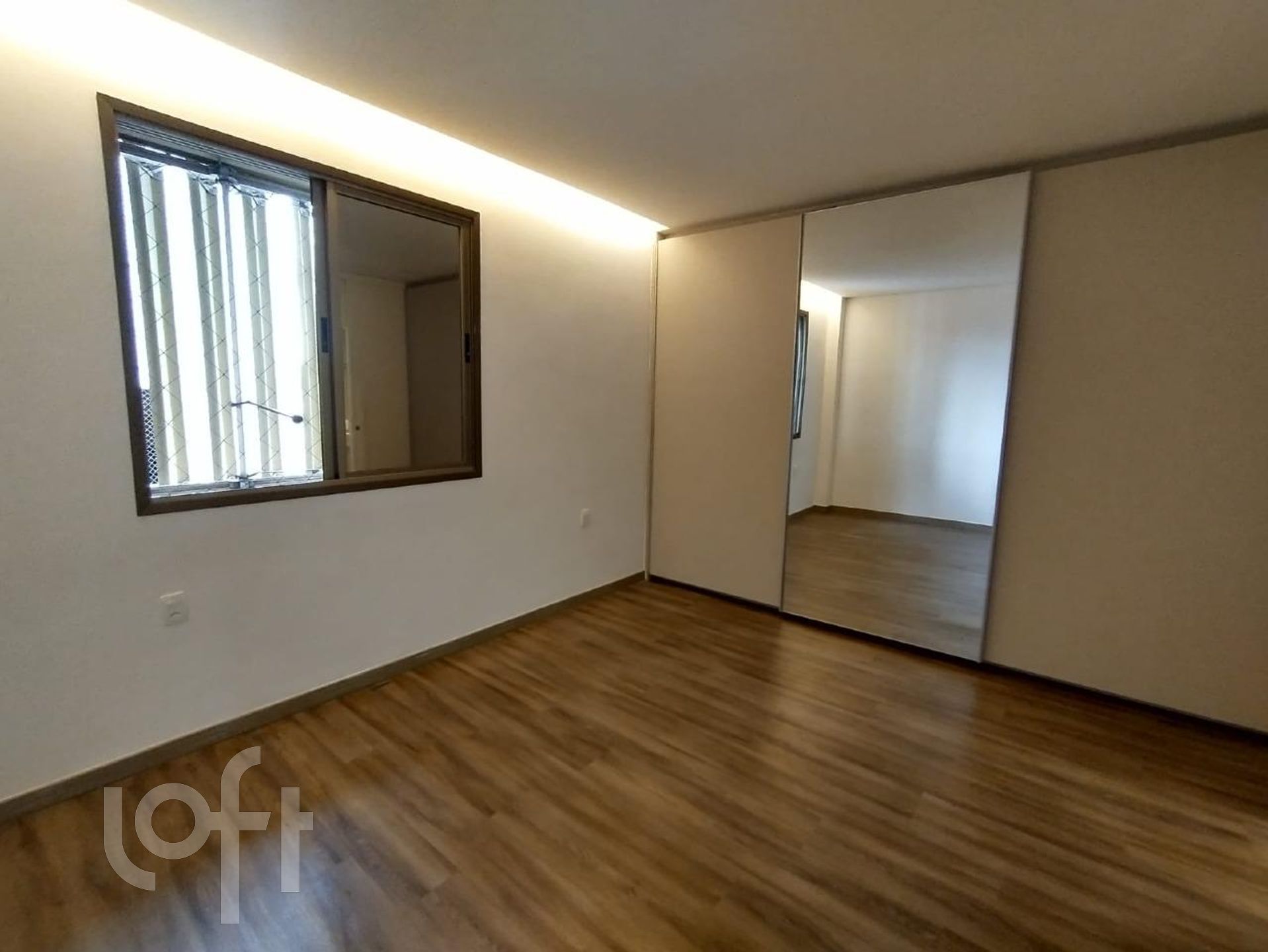 Apartamento à venda com 4 quartos, 377m² - Foto 7