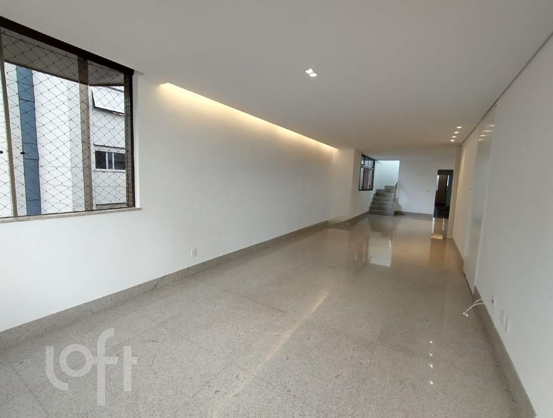 Apartamento à venda com 4 quartos, 377m² - Foto 6