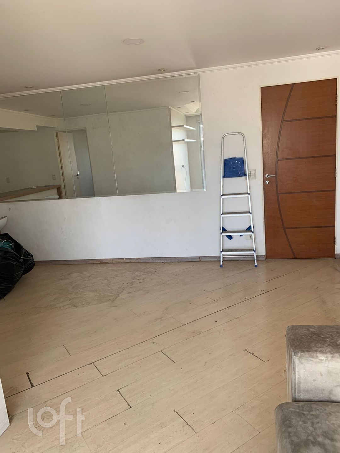 Apartamento à venda com 3 quartos, 65m² - Foto 2